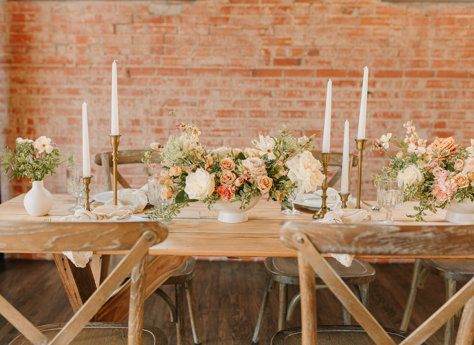 rustic elegant wedding table decor