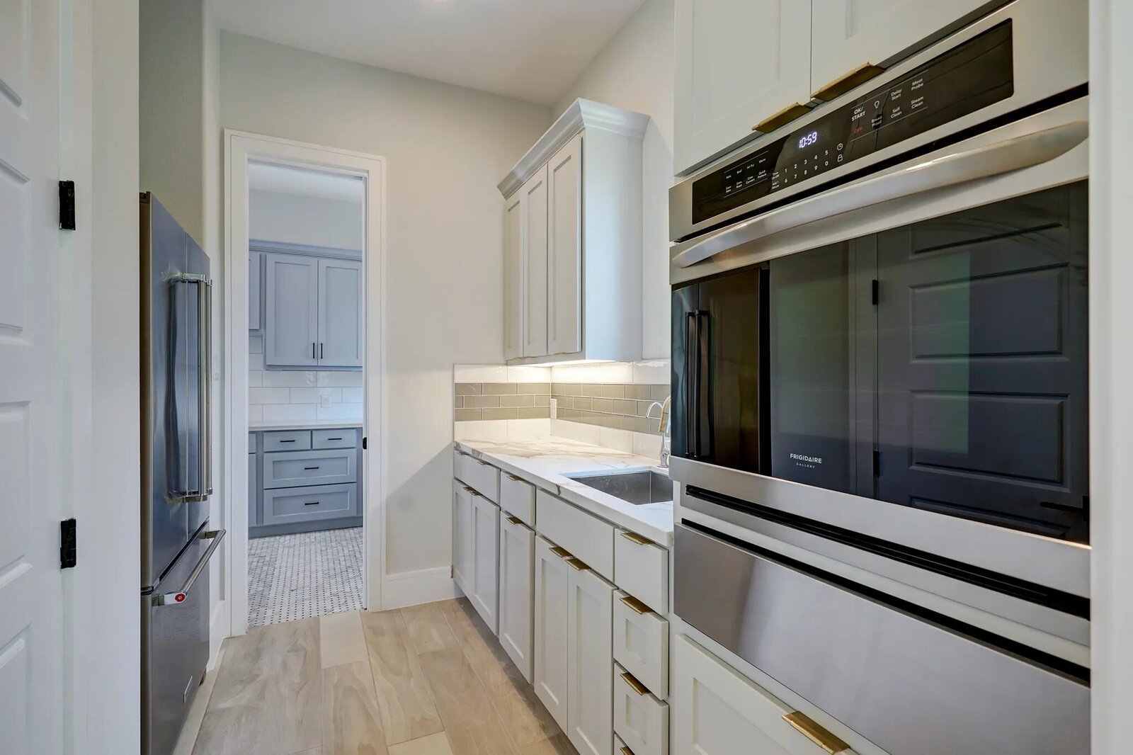 Livingston-Custom-Homes-Oyama-Custom-Build-Kitchen