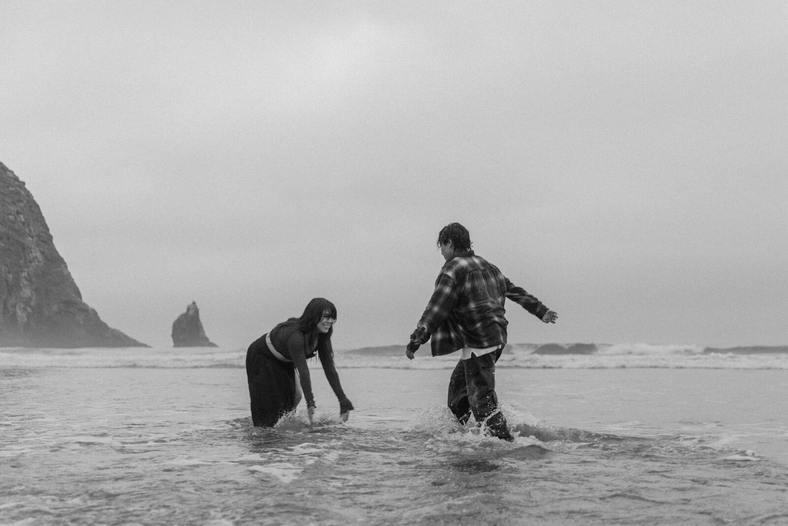 Sam + Jess- Cannon Beach-74
