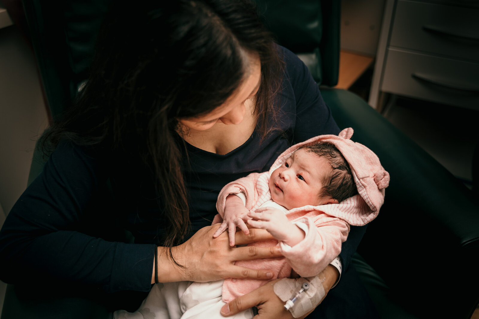 Tauranga-photography-birth-hospital-babygirl-225-2
