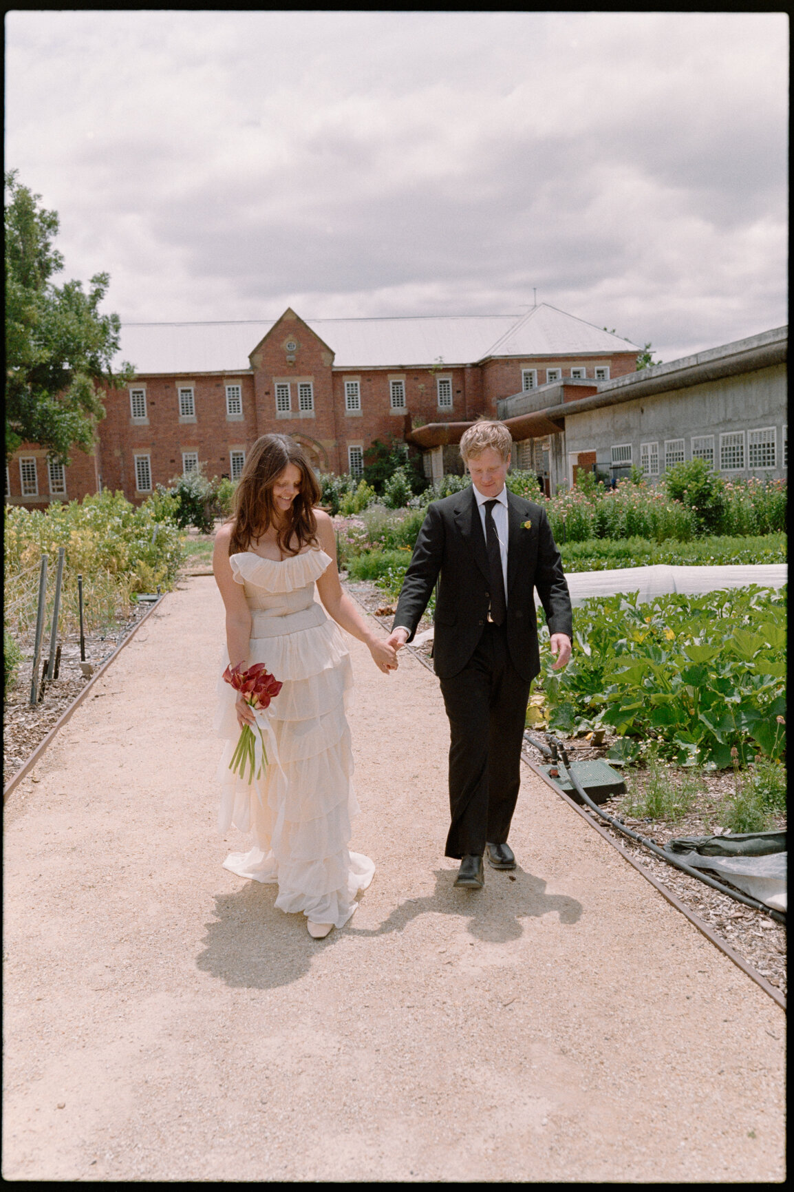 Australia-Film-Wedding-Photographer_Zara_Staples-111
