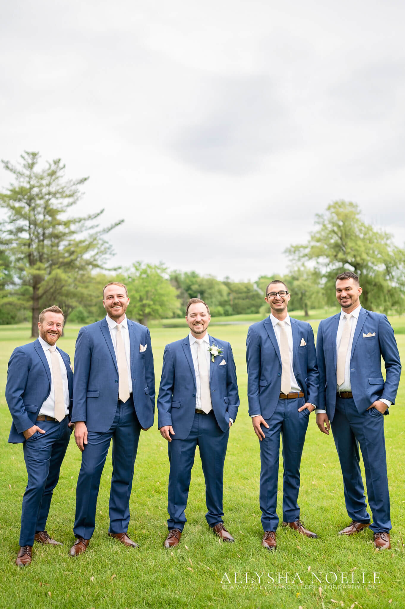 Wedding-at-River-Club-of-Mequon-255