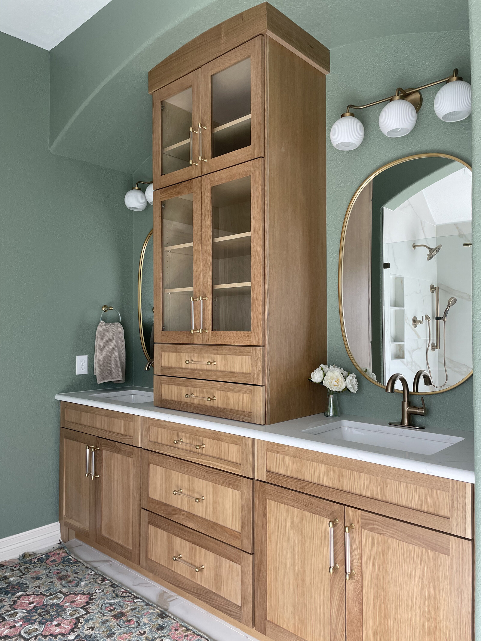 dusti j design white oak green bathroom
