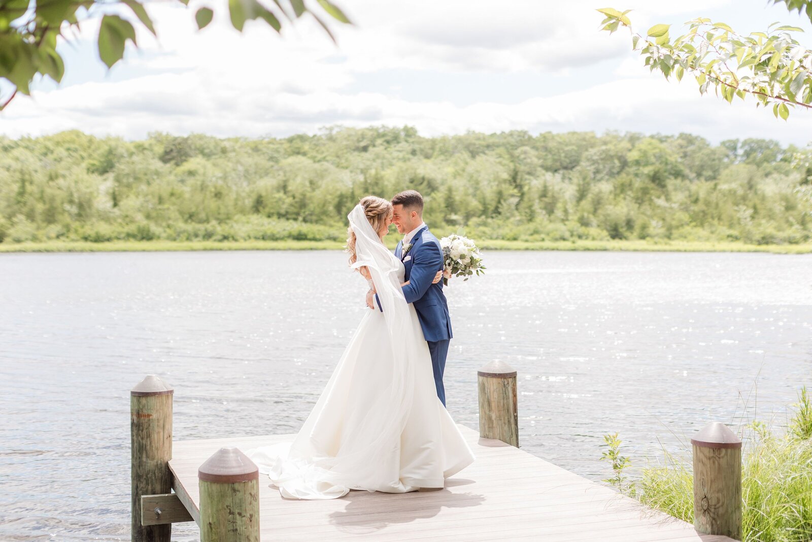 the-mill-lakeside-manor-wedding-feature_0026