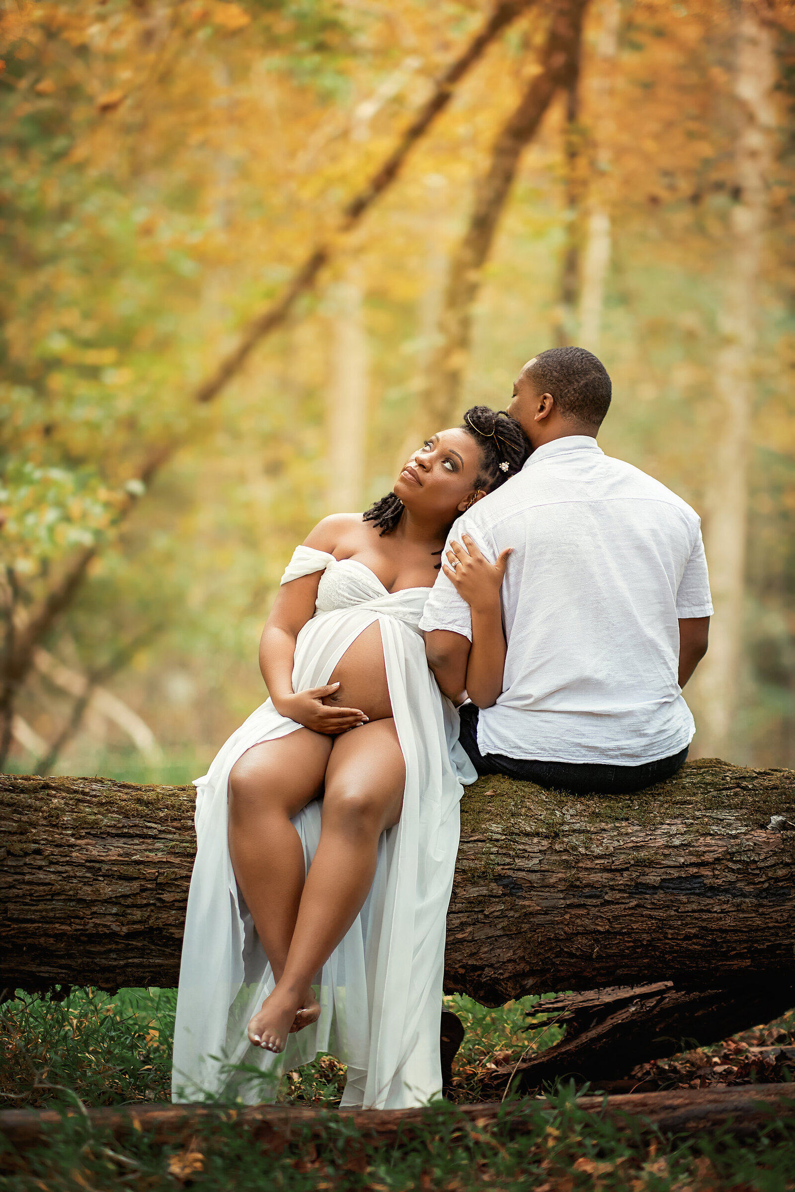 atlanta-best-maternity-pregnancy-portrait-outdoors-fantasy-white-gown-fall-woods-couple-georgia-photography-photographer-twin-rivers-03