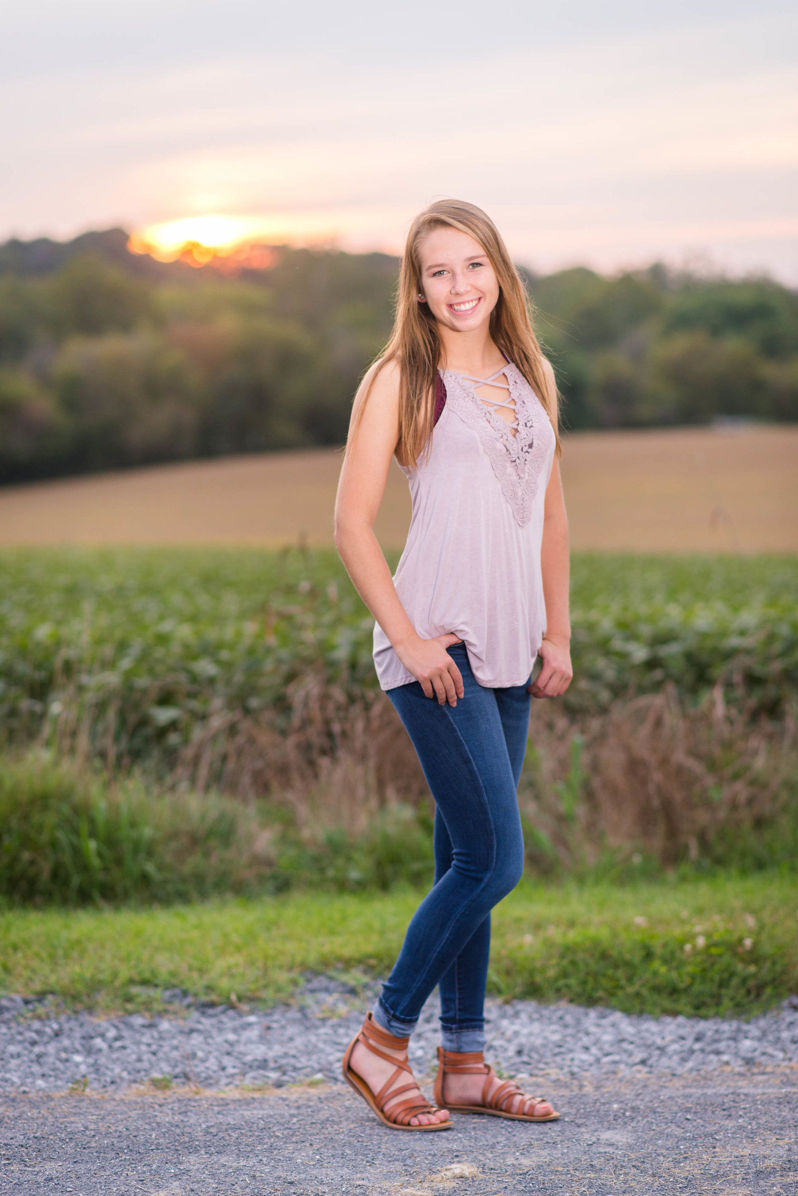 frederick-maryland-senior-pictures-mary-sarah-photography-6