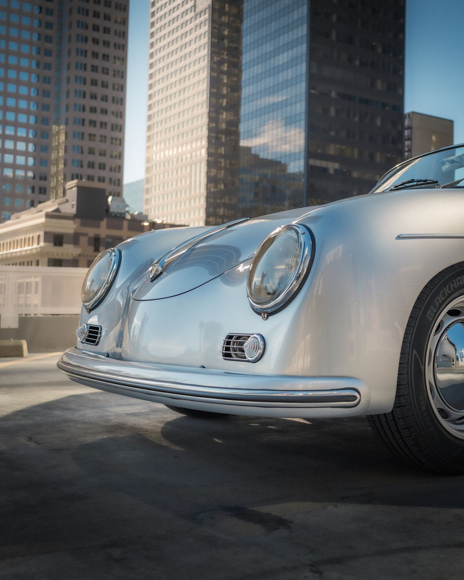 Vintage Porsche Rental for Your Wedding in Calgary