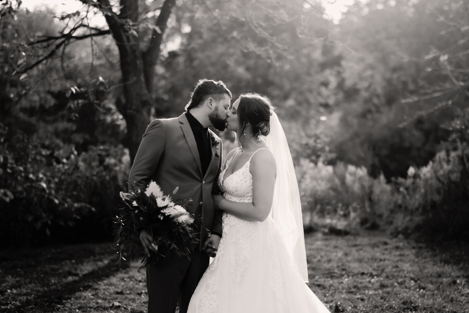 TheNesheks_Bride+Groom-029B