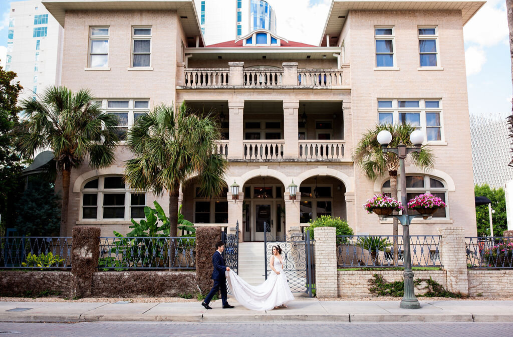 Claudia&amp_LucioTXweddingLomonicoPhotography-3