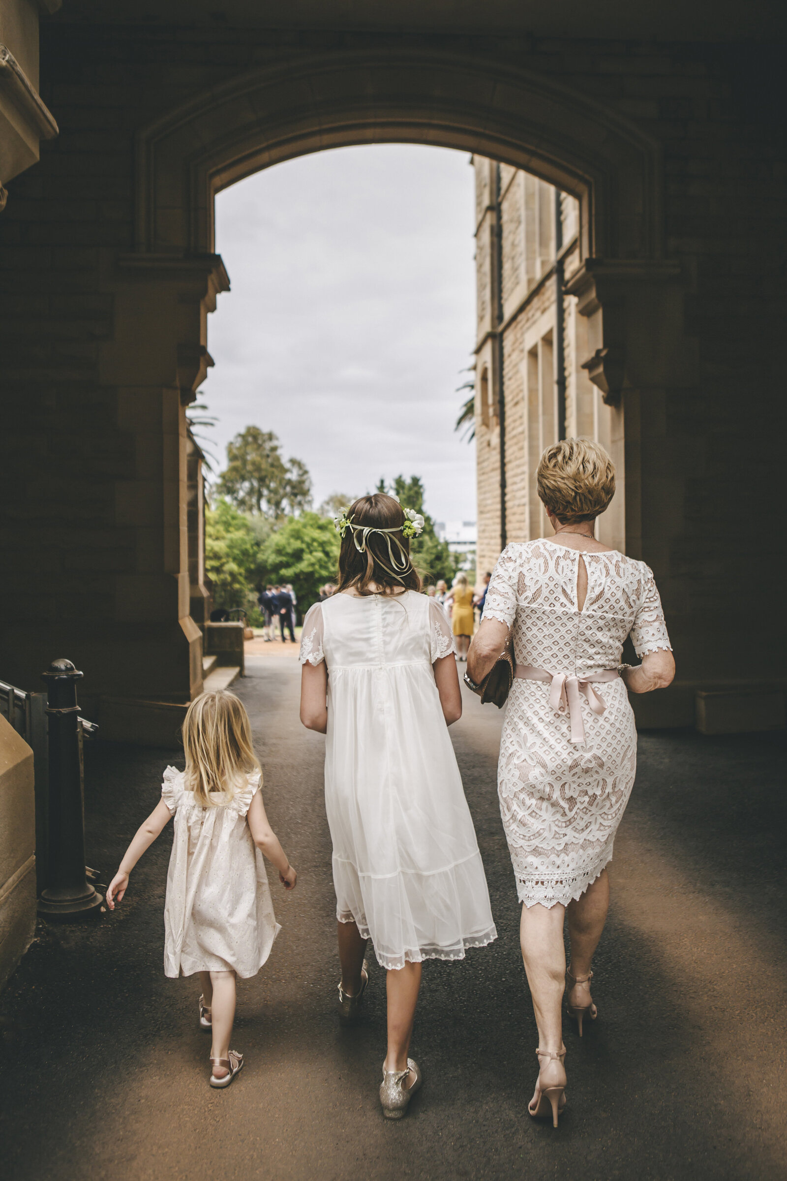 0236_Sydney_Candid_Wedding_Photographer_Fiona_Chapman