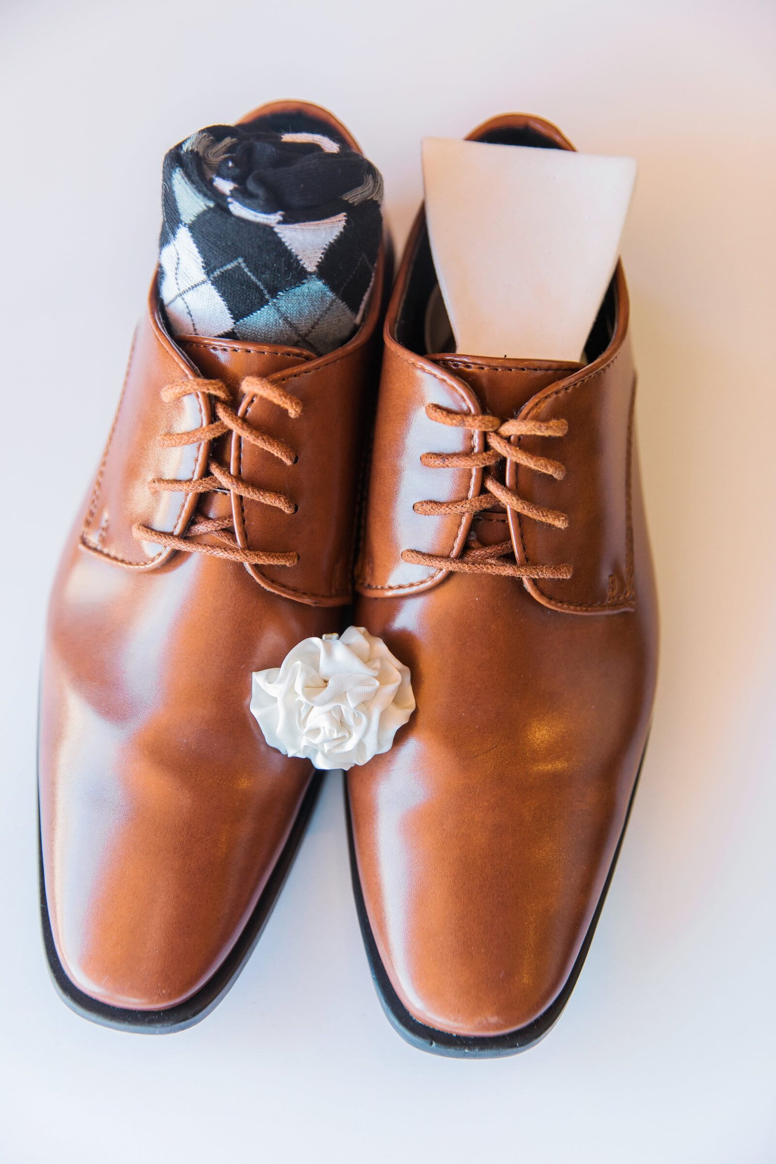 groom-wedding-shoes