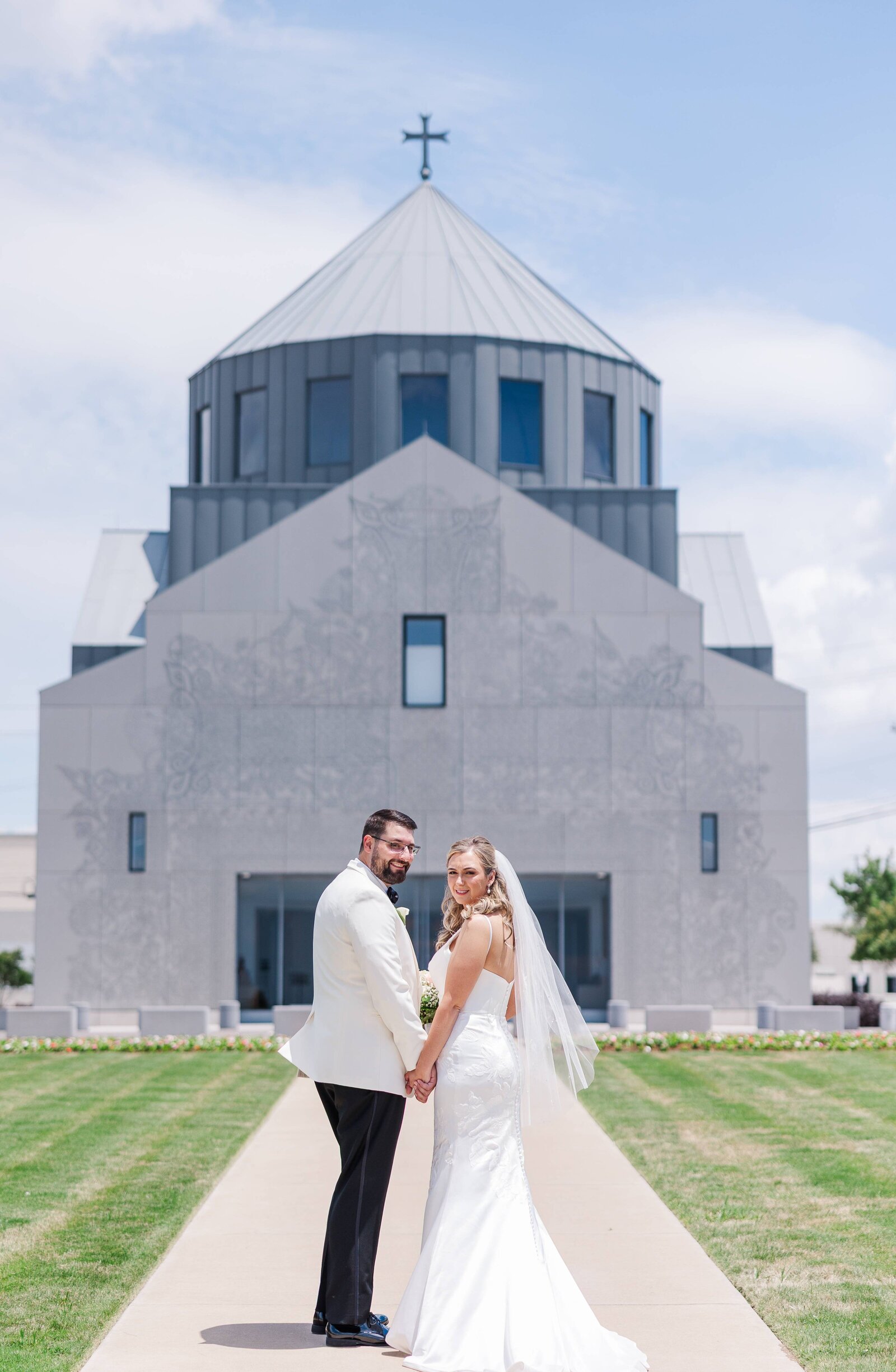 Dallas-church-wedding-photographer