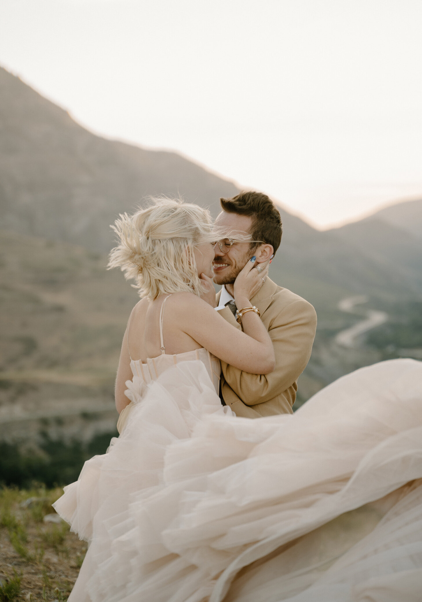 Wedding Photos from a young couple's elopement in Provo, Utah