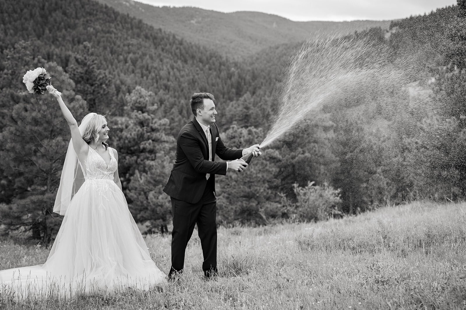 elopement_Boulder_Colorado_Mountains