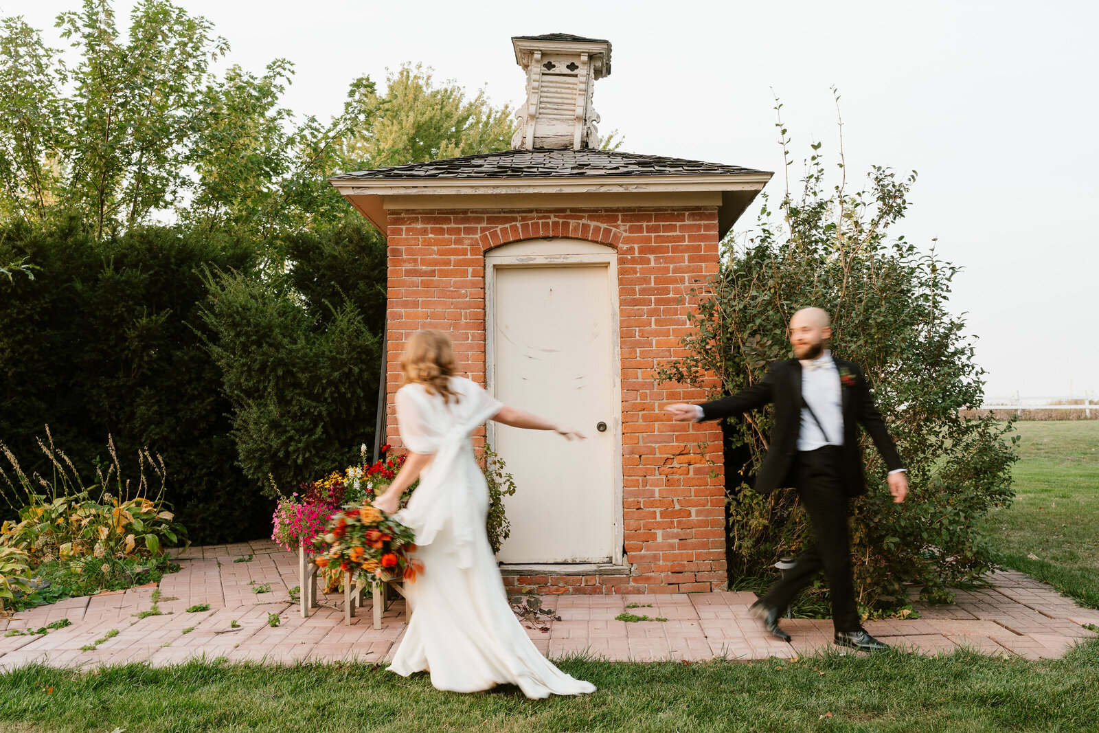 Jona and Cyle Wedding Photo