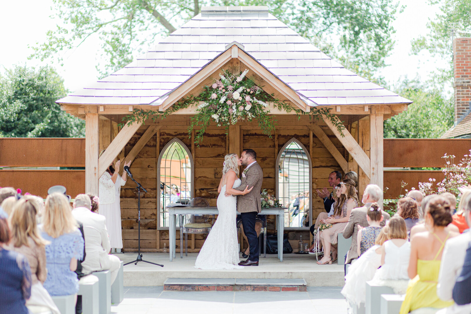 adorlee-404-southend-barns-wedding-photographer