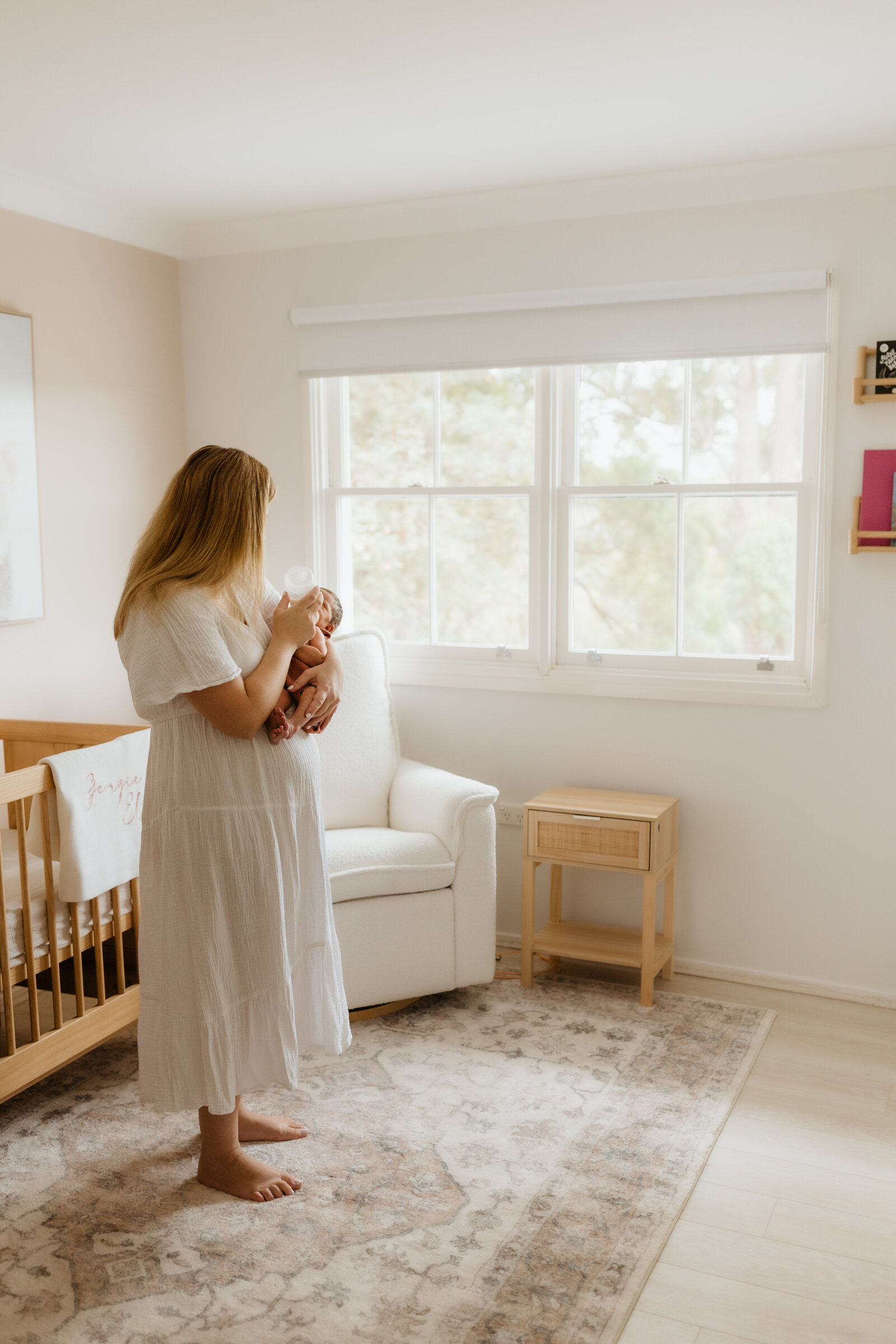newborn-snuggles-at-home-hills-district-session