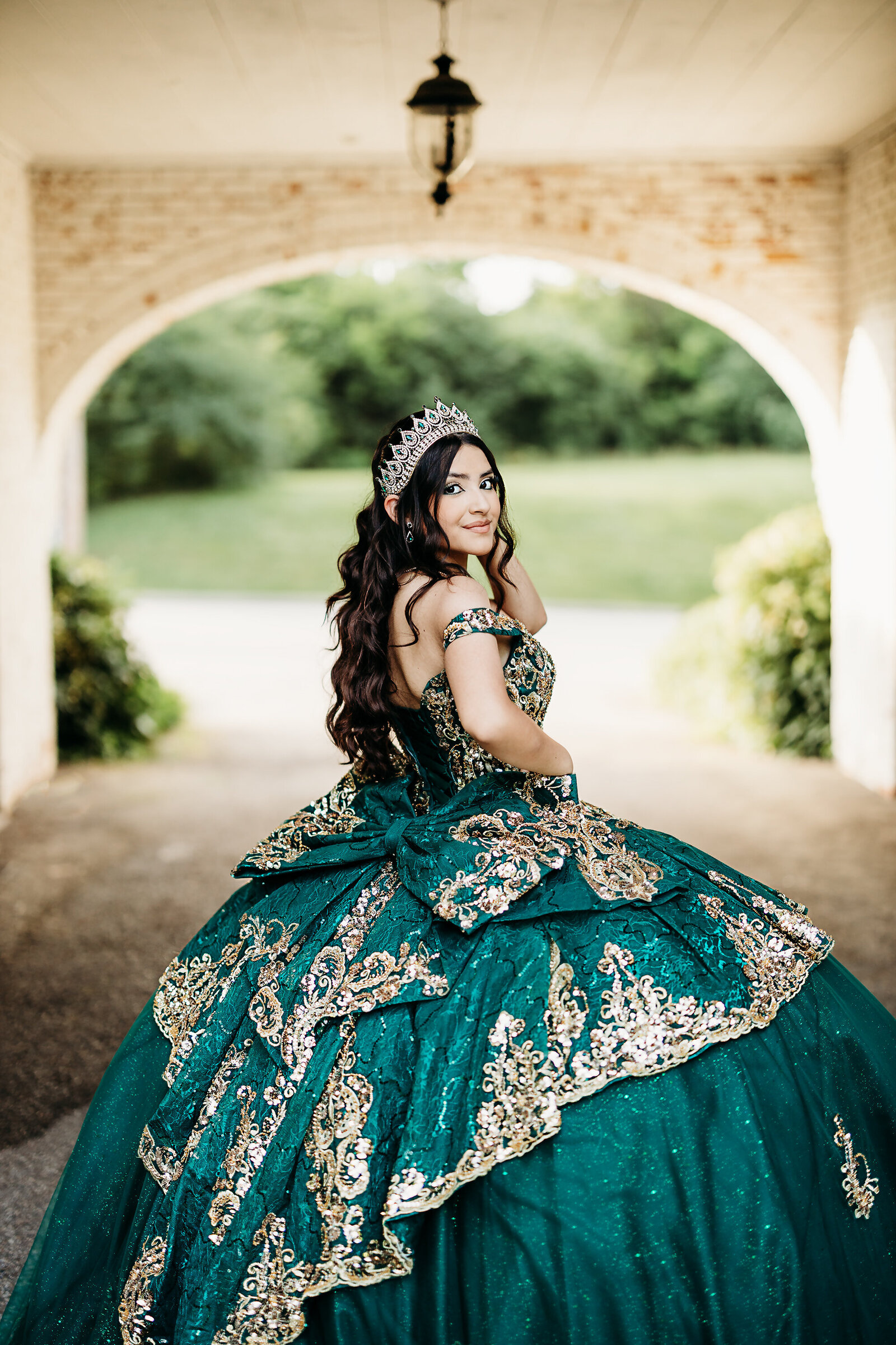 9111-Alessandra-Legacy-Photography-Indy-Quinceanera-8x10
