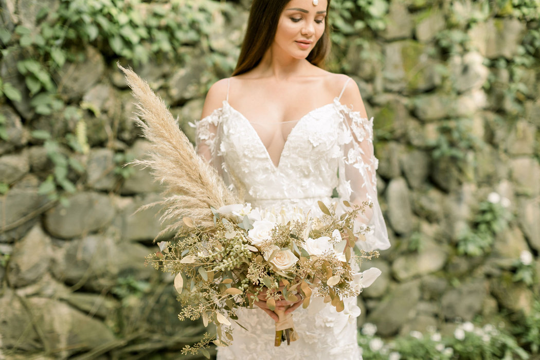 X0513_Haiku-Mill_Maui-Wedding-Photographer_Caitlin-Cathey-Photo_1081