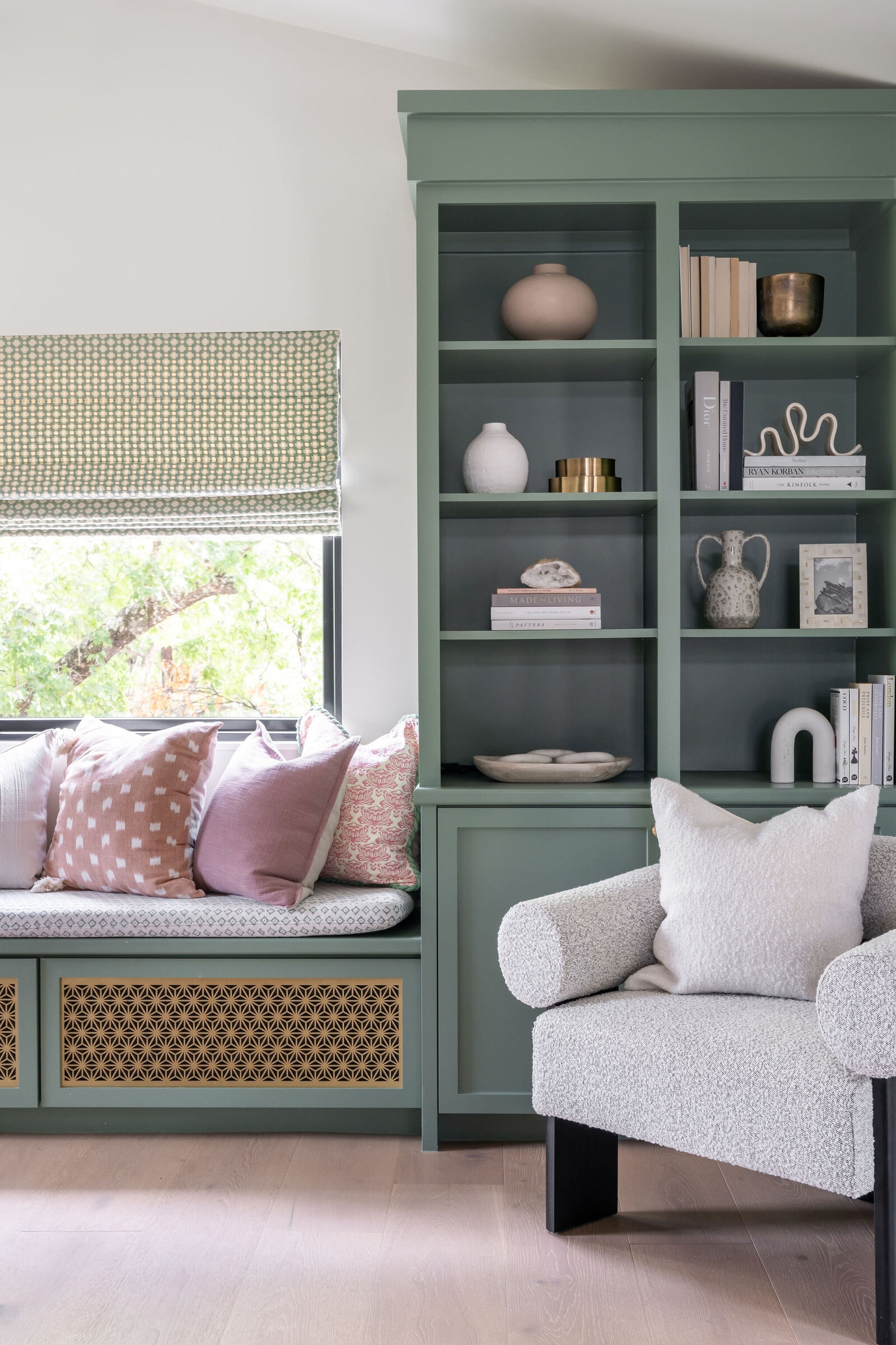 Nuela+Designs+Green+Built-in