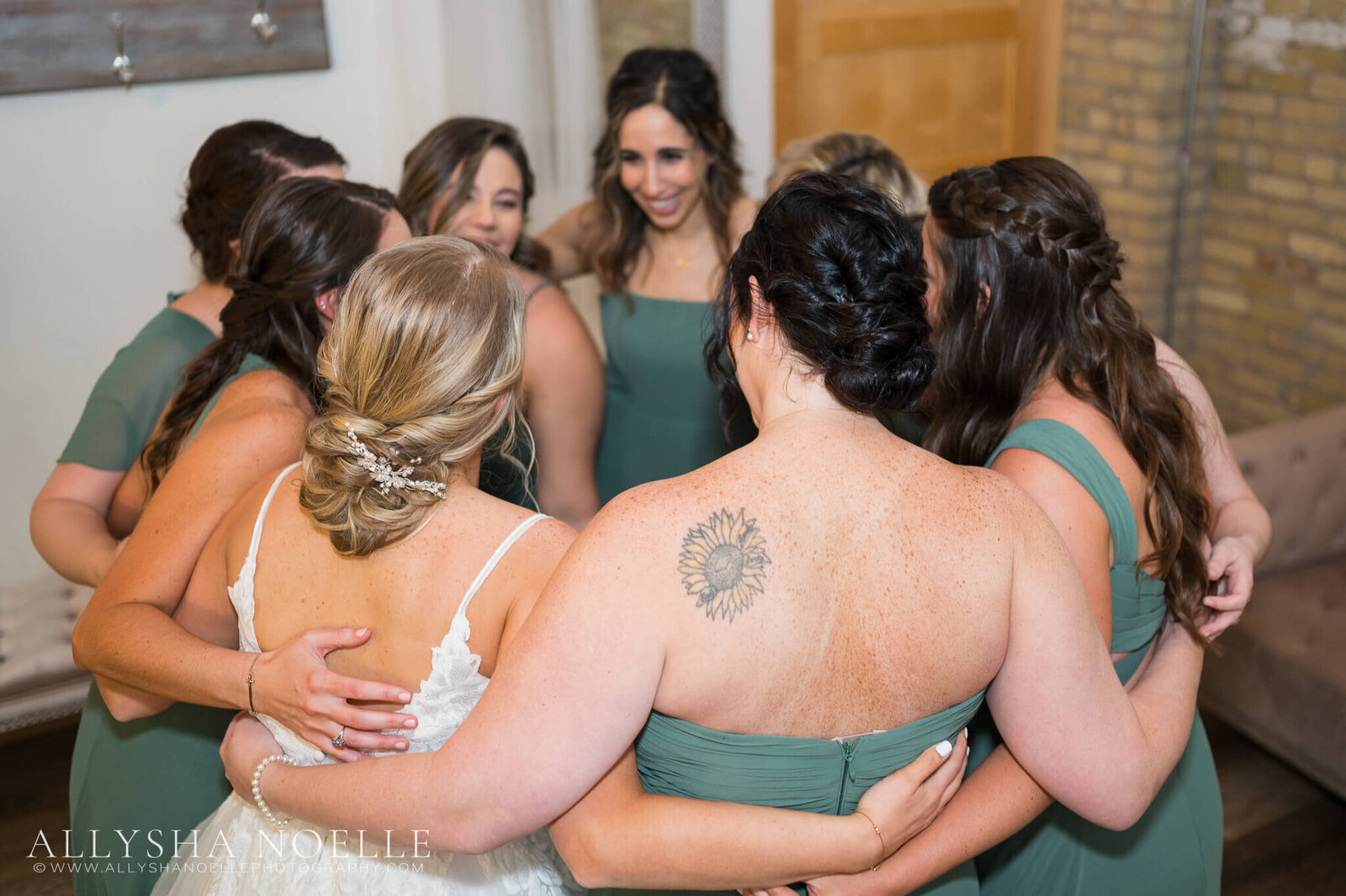 Wedding-at-The-Factory-on-Barclay-in-Milwaukee-0111