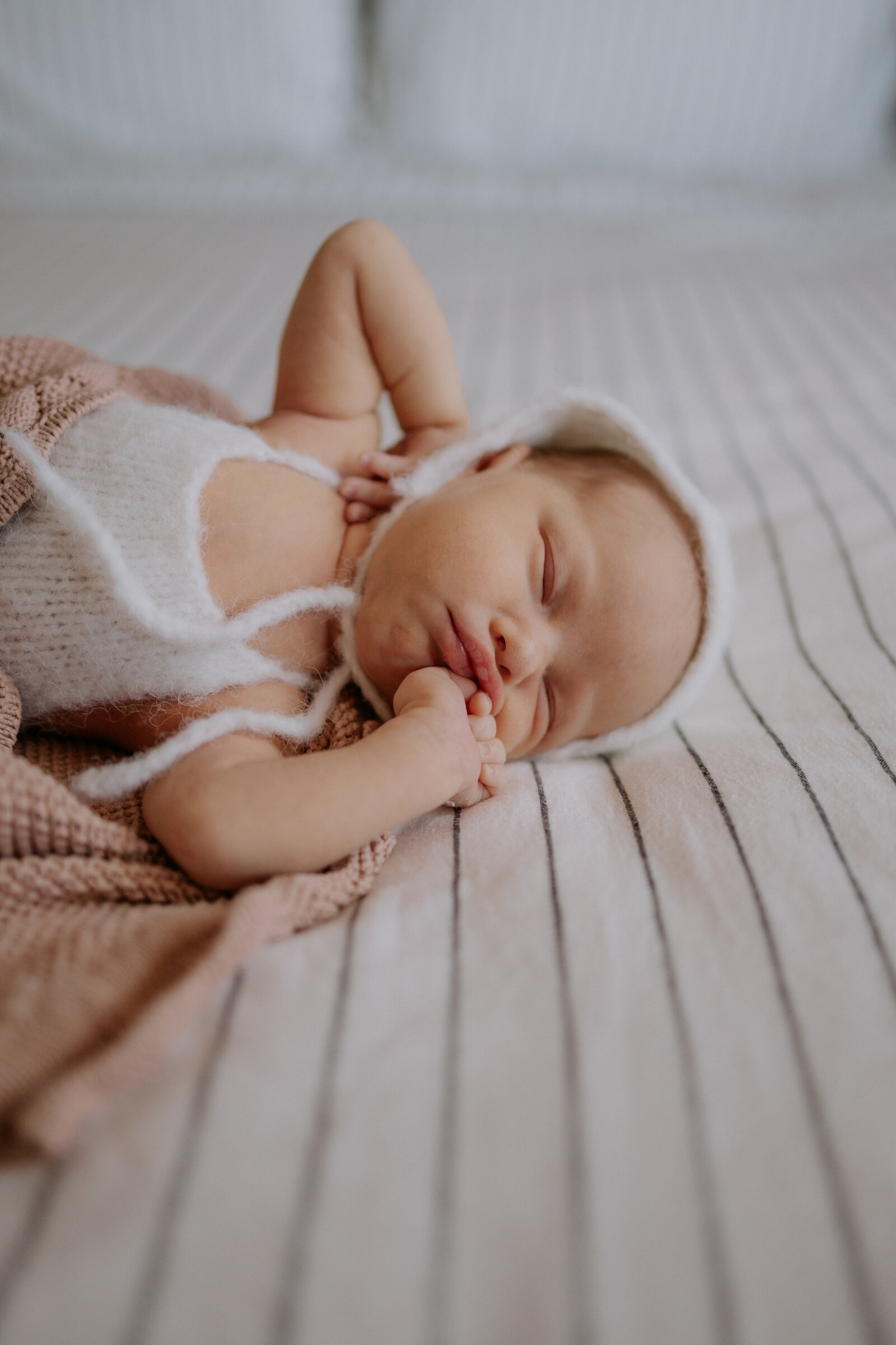 in-home-newborn-photographer-north-west-sydney