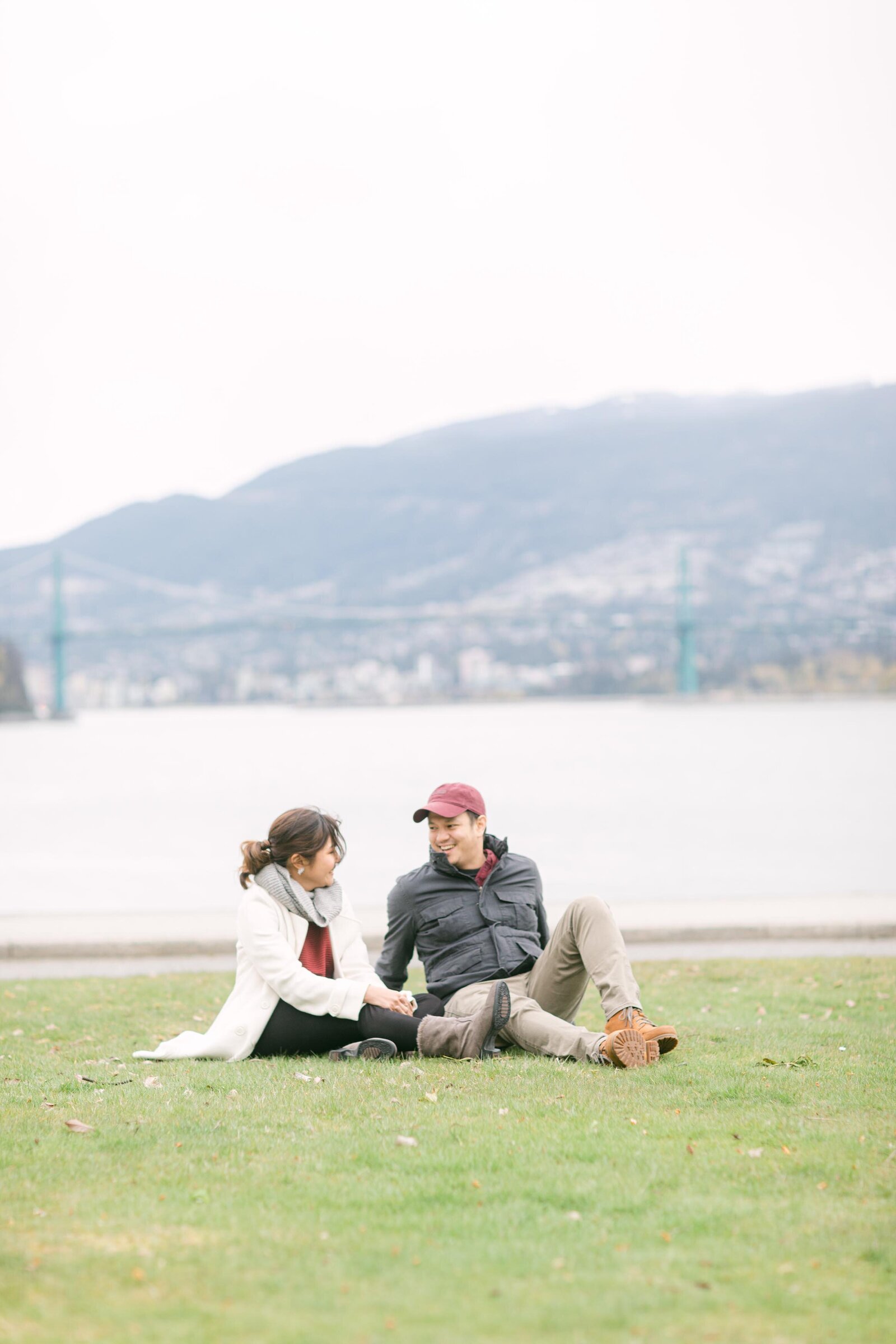 macy-yap-photography-stanley-park-engagement-shoot-3