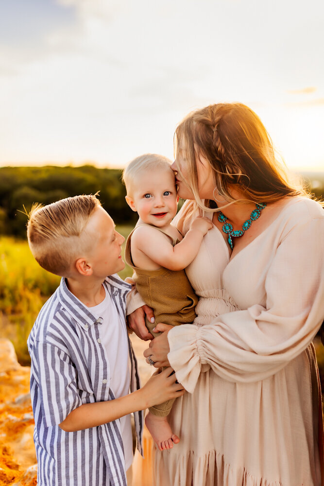 Family session in Burleson, Texas | Joshua, Texas Family and Newborn Photographer