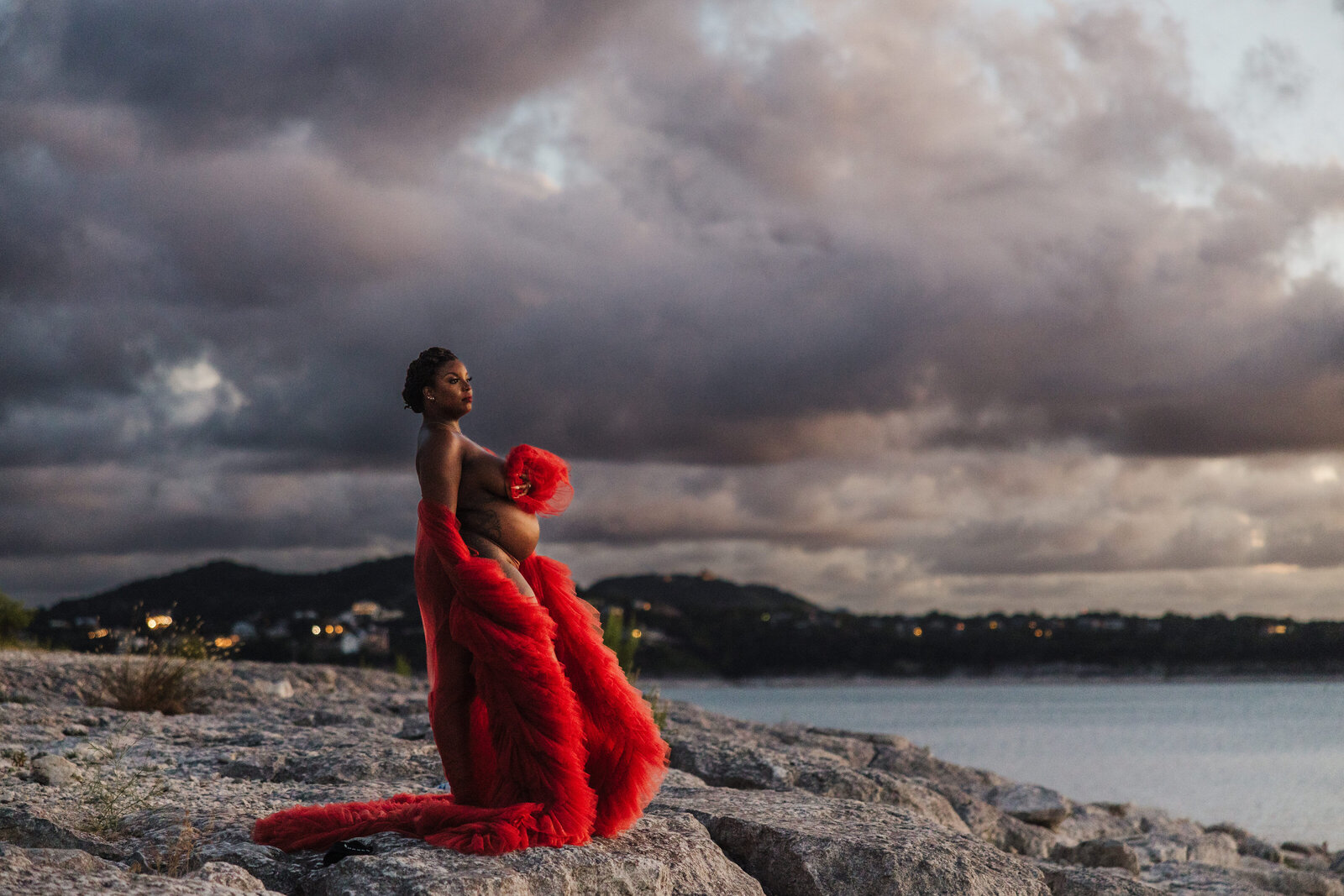 pregnant-woman-red-robe