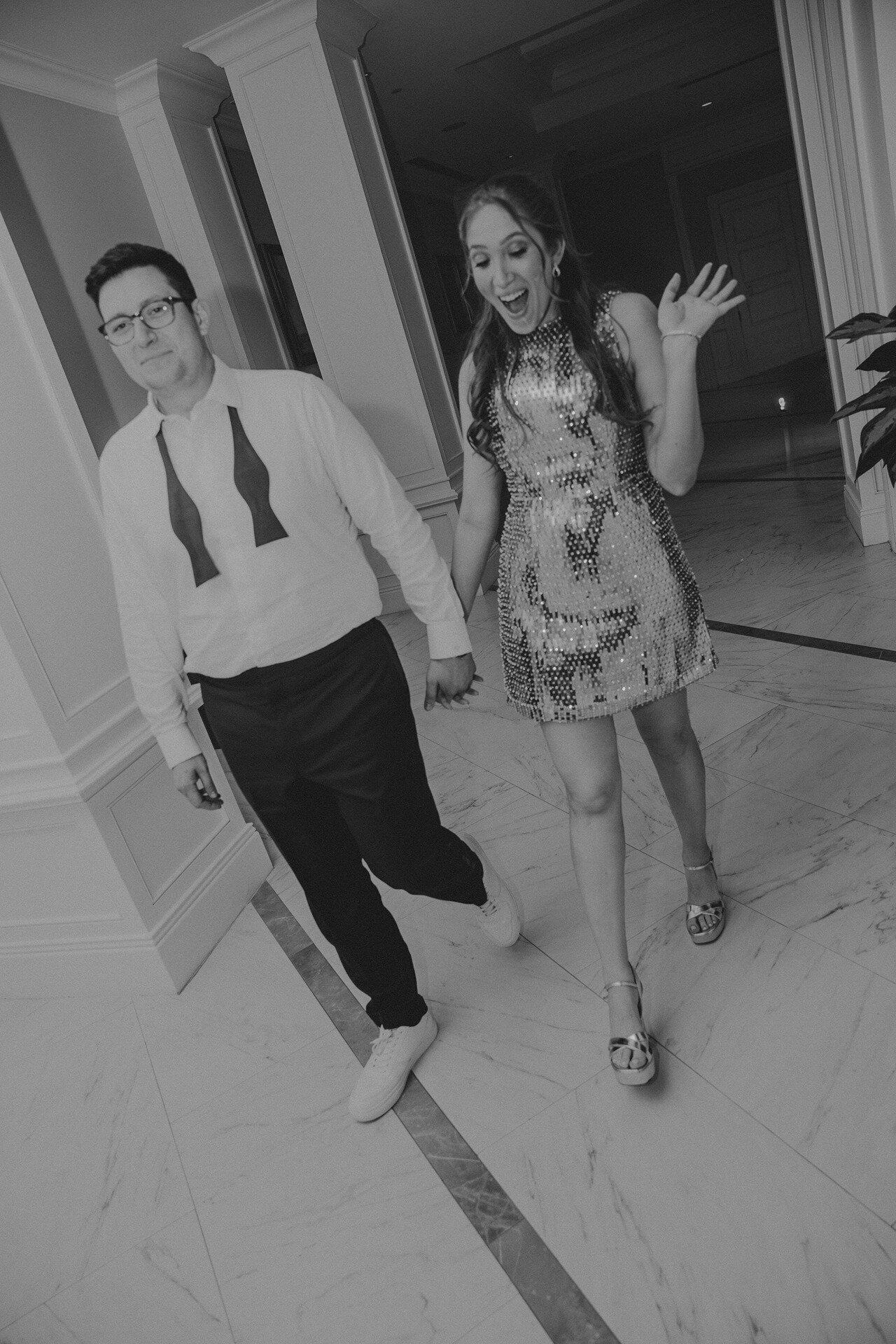 bride-groom-leaving-woodfield-country-club-2