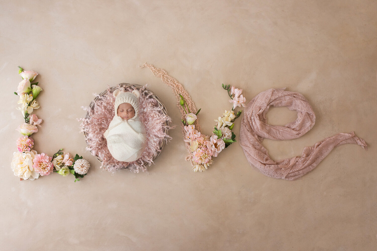 Sacramento-Maternity-and-Newborn-Photographer-2
