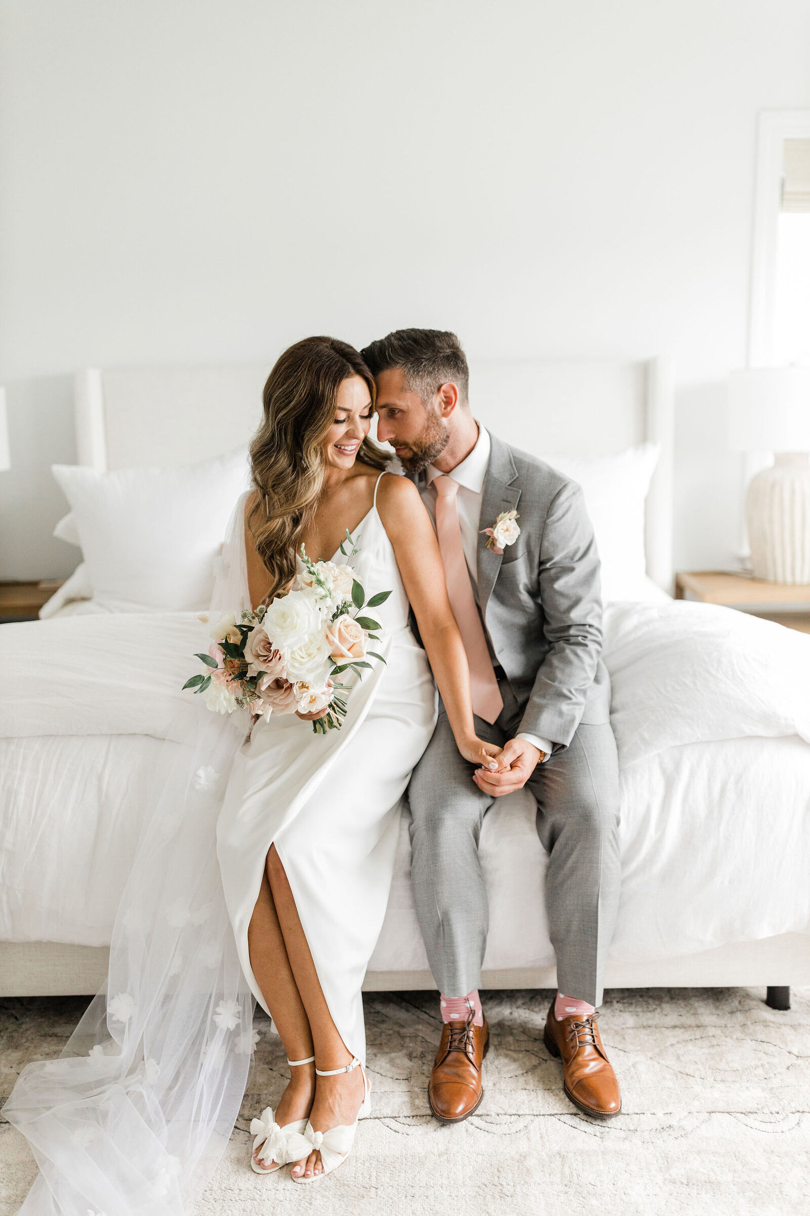 Romantic Couples Wedding Photo | Raleigh NC | The Axtells Photo and Film