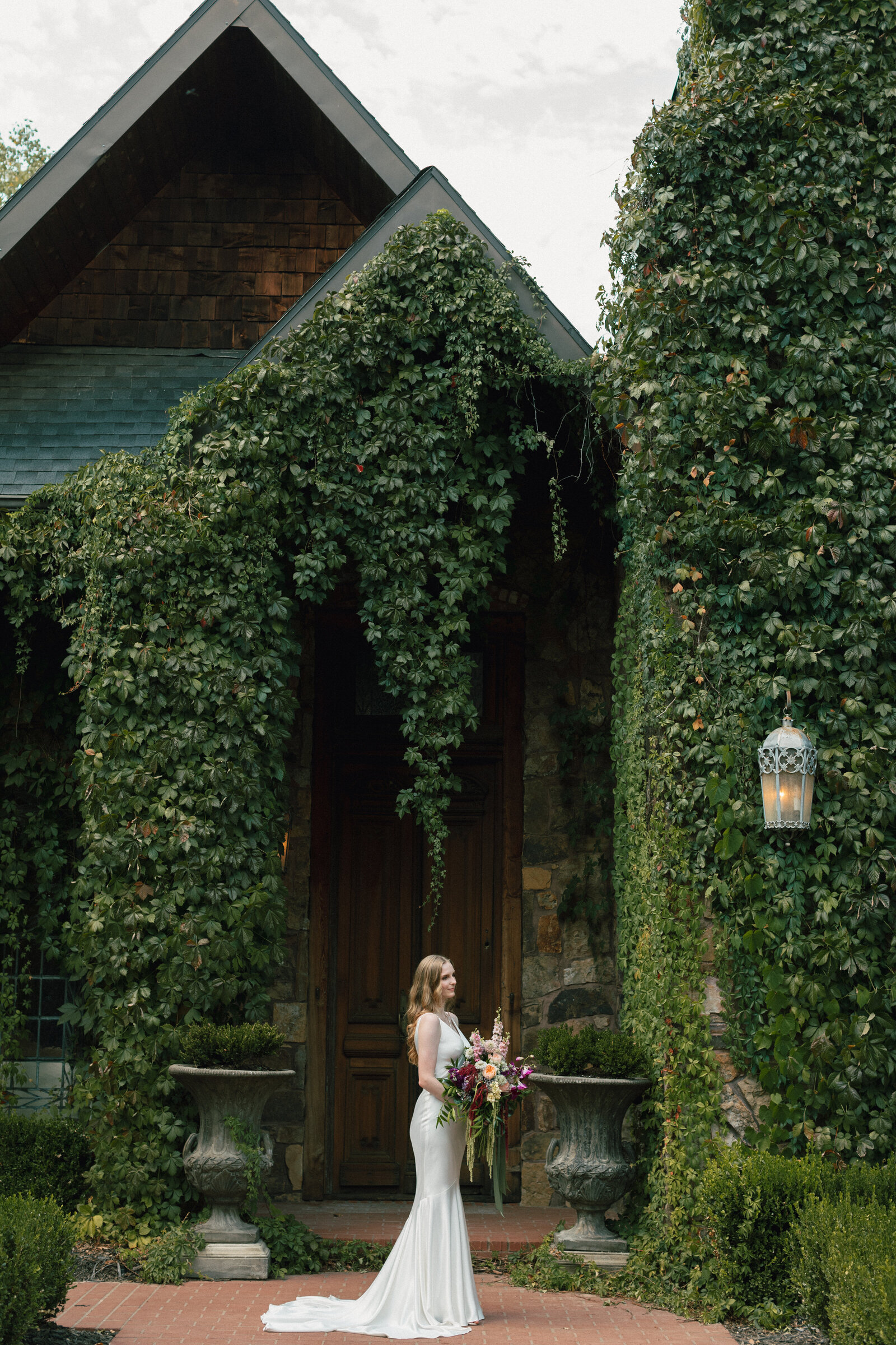 Stone-chapel-matt-lane-farm-fayetteville-vintage-film-timeless-wedding-photography-12