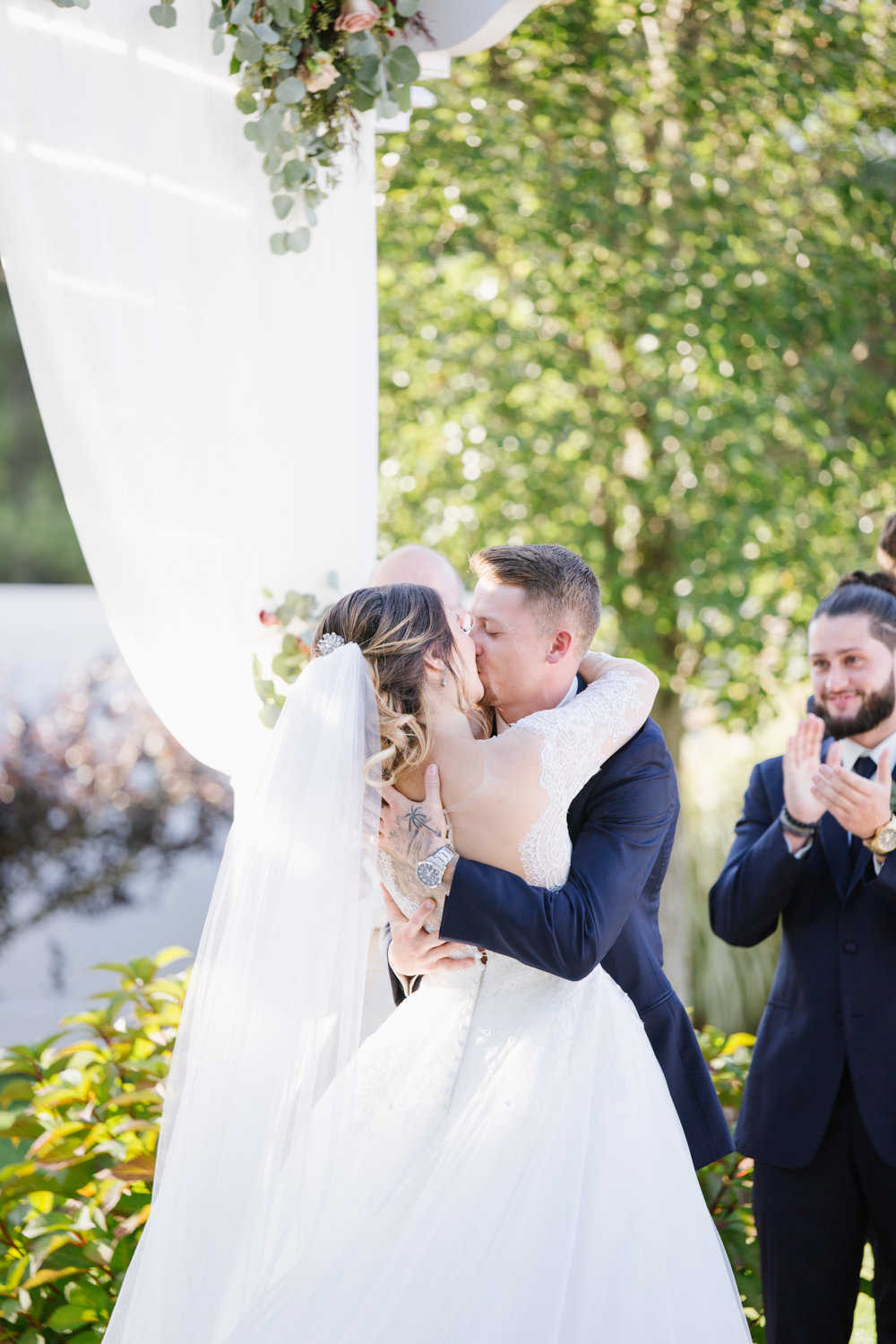 first-kiss-ceremony-the-villa3