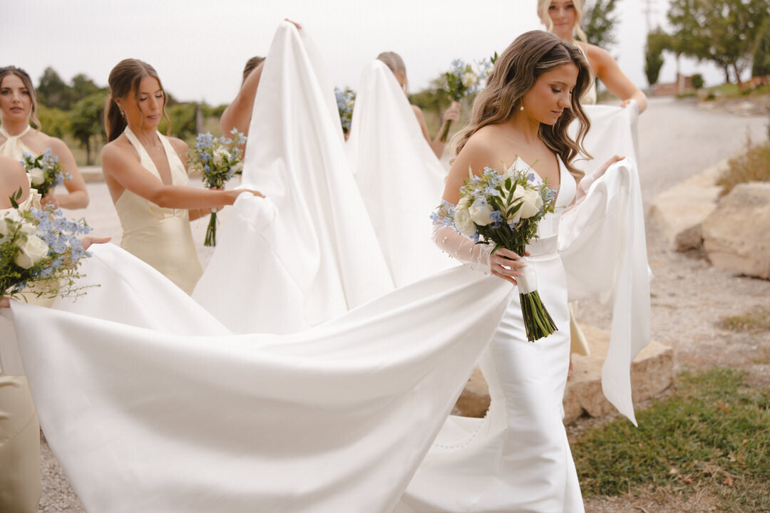 reuben-wedding-teasers-prairie-hill-vineyard-kayxbee-148