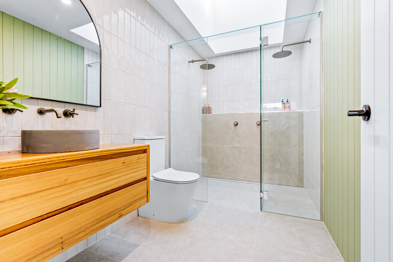 Bathroom design polished concrete modern country design