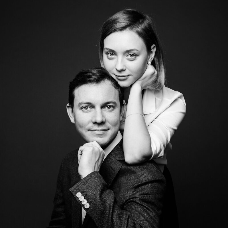 black-and-white-glam-photo-booth