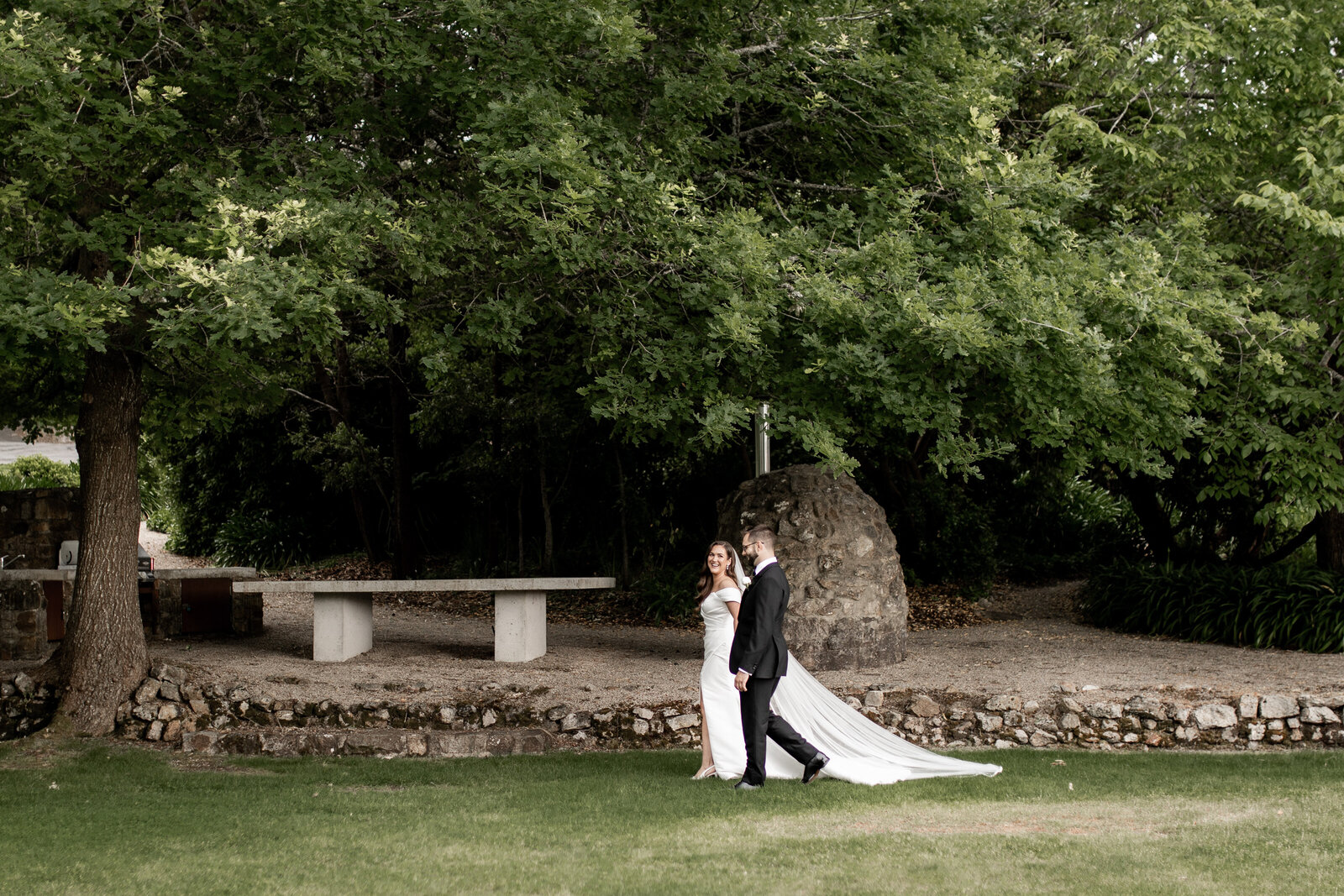 241123-Mikaela-Nathan-Rexvil-Photography-Adelaide-Wedding-Photographer-209