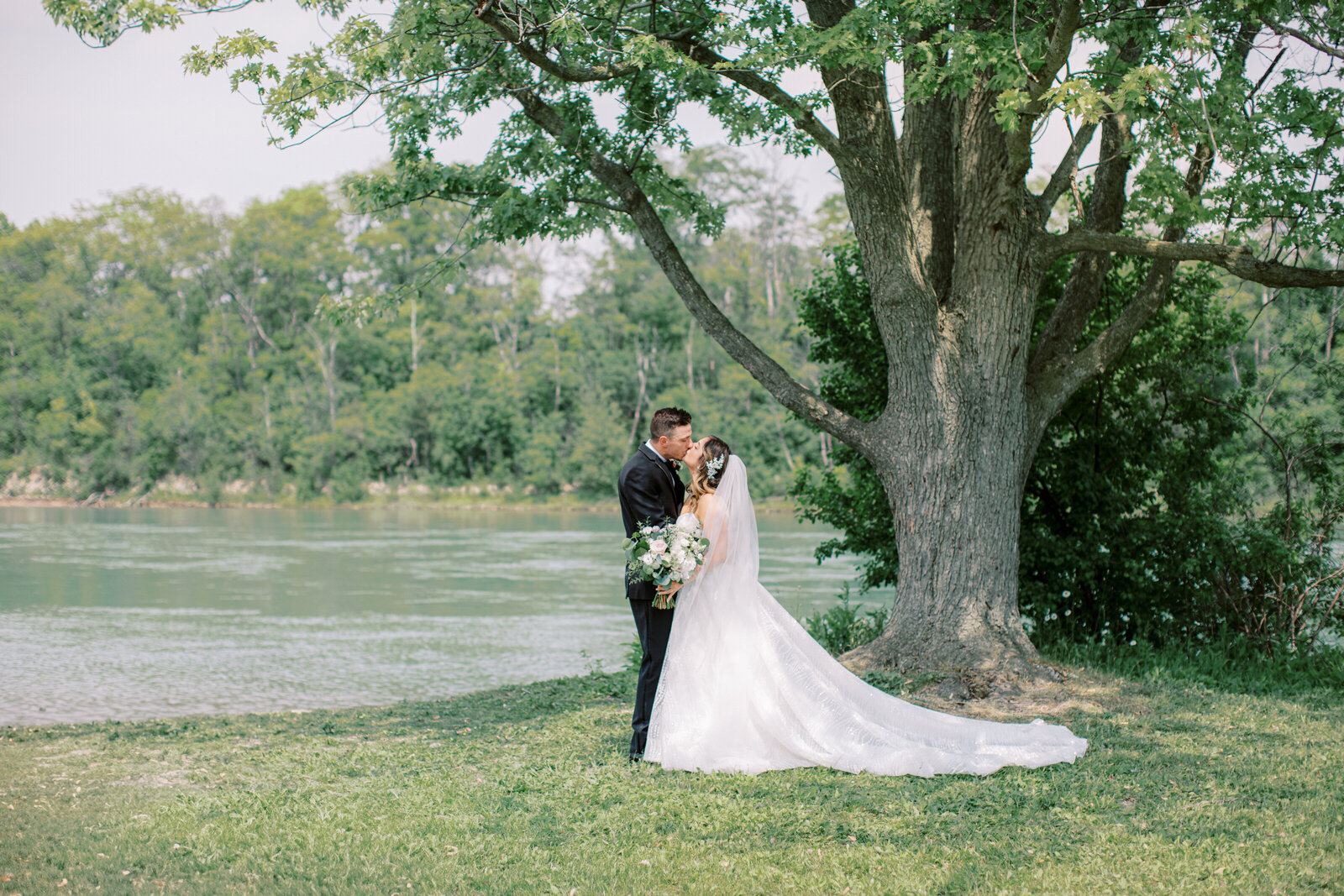 danielle-cargill-photography-clubroma-niagara-27