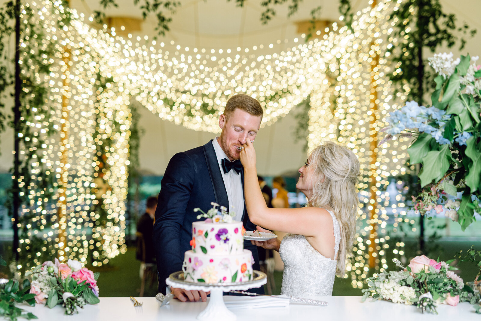 floral_wedding_cake_6