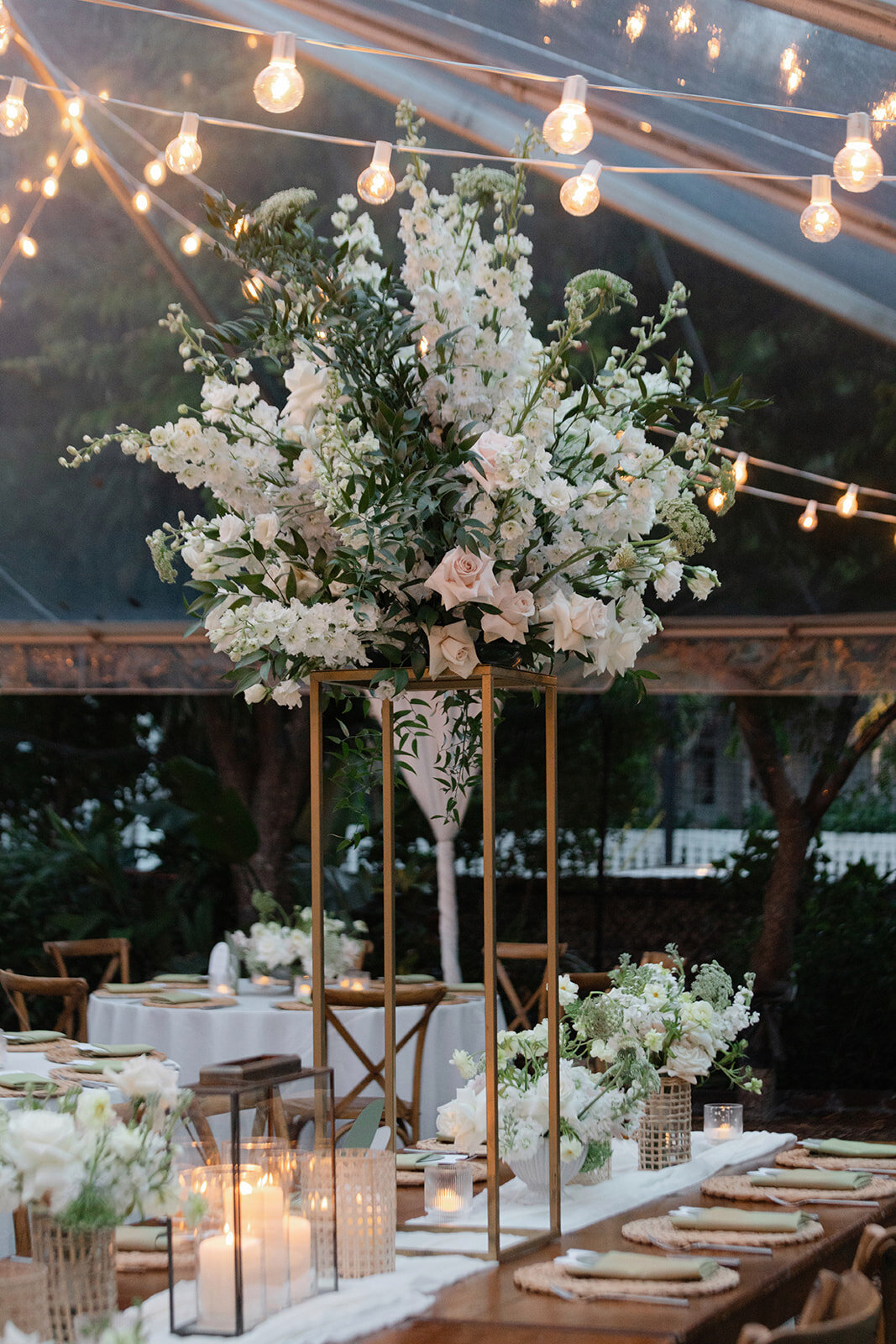 destination wedding planner, day of planner, full service wedding planner, vendor coordination, boutonniers, bouquet 