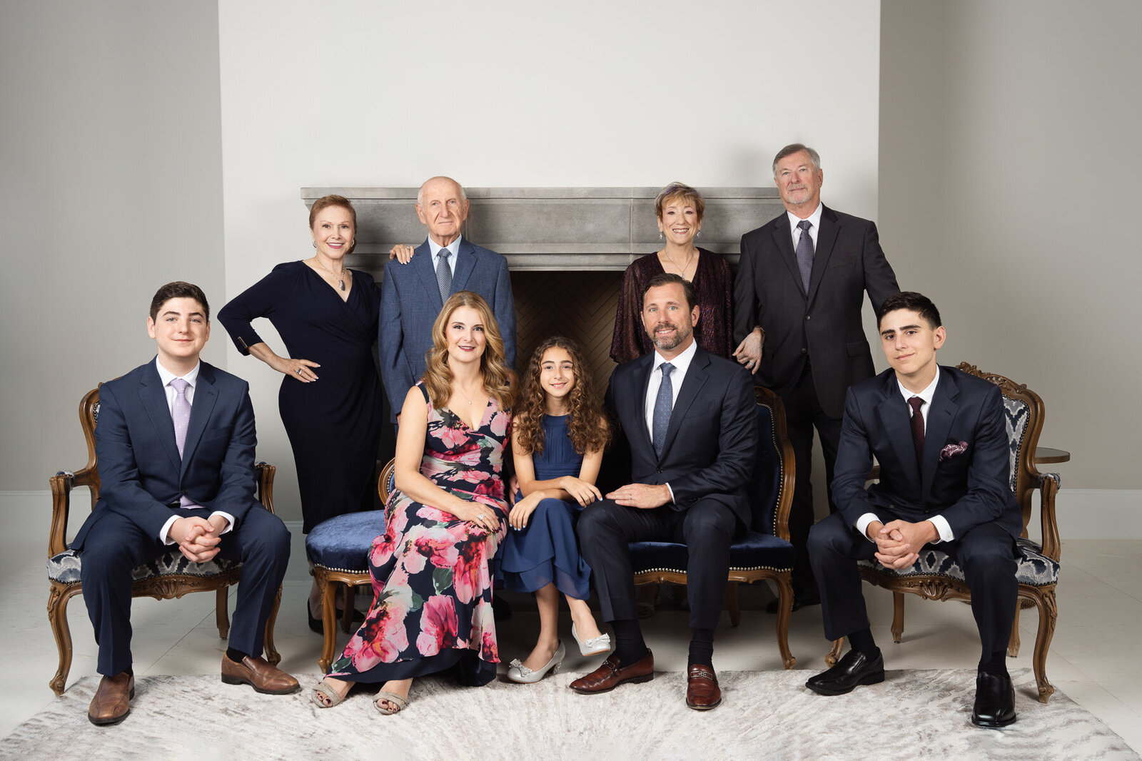 Paula N Luu - Family photo photographer in Houston TX