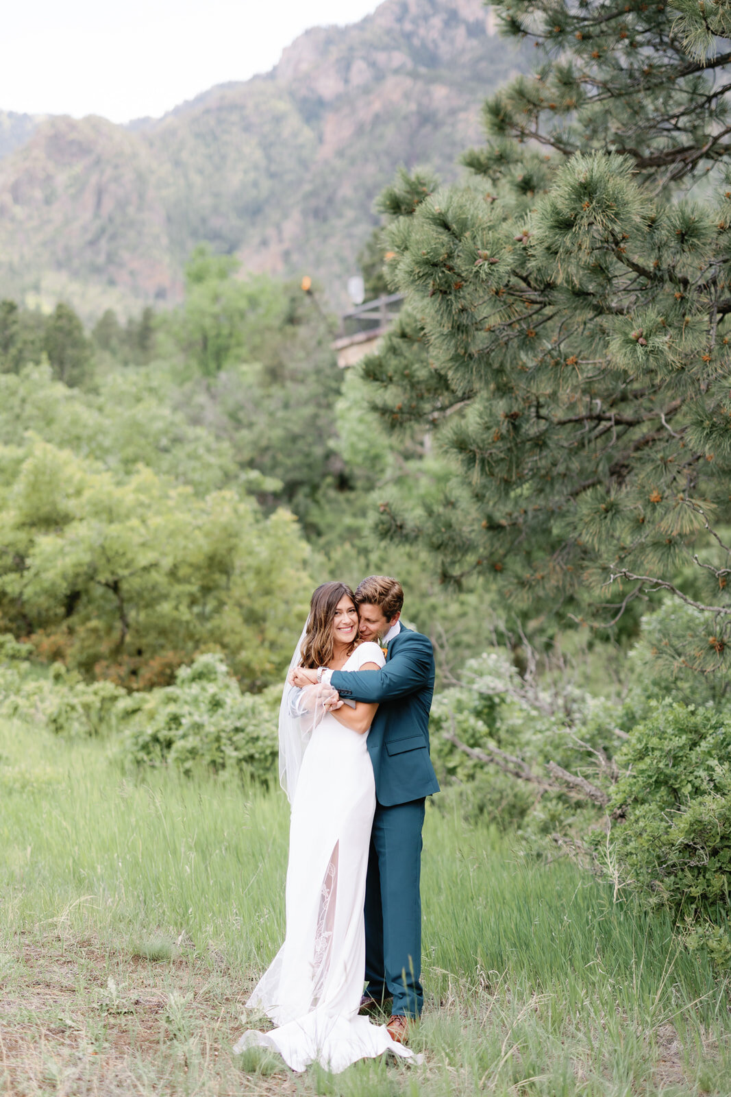 6.10-Nicole-Tommy-Broadmoor-Cheyenne-Lodge-Wedding-177