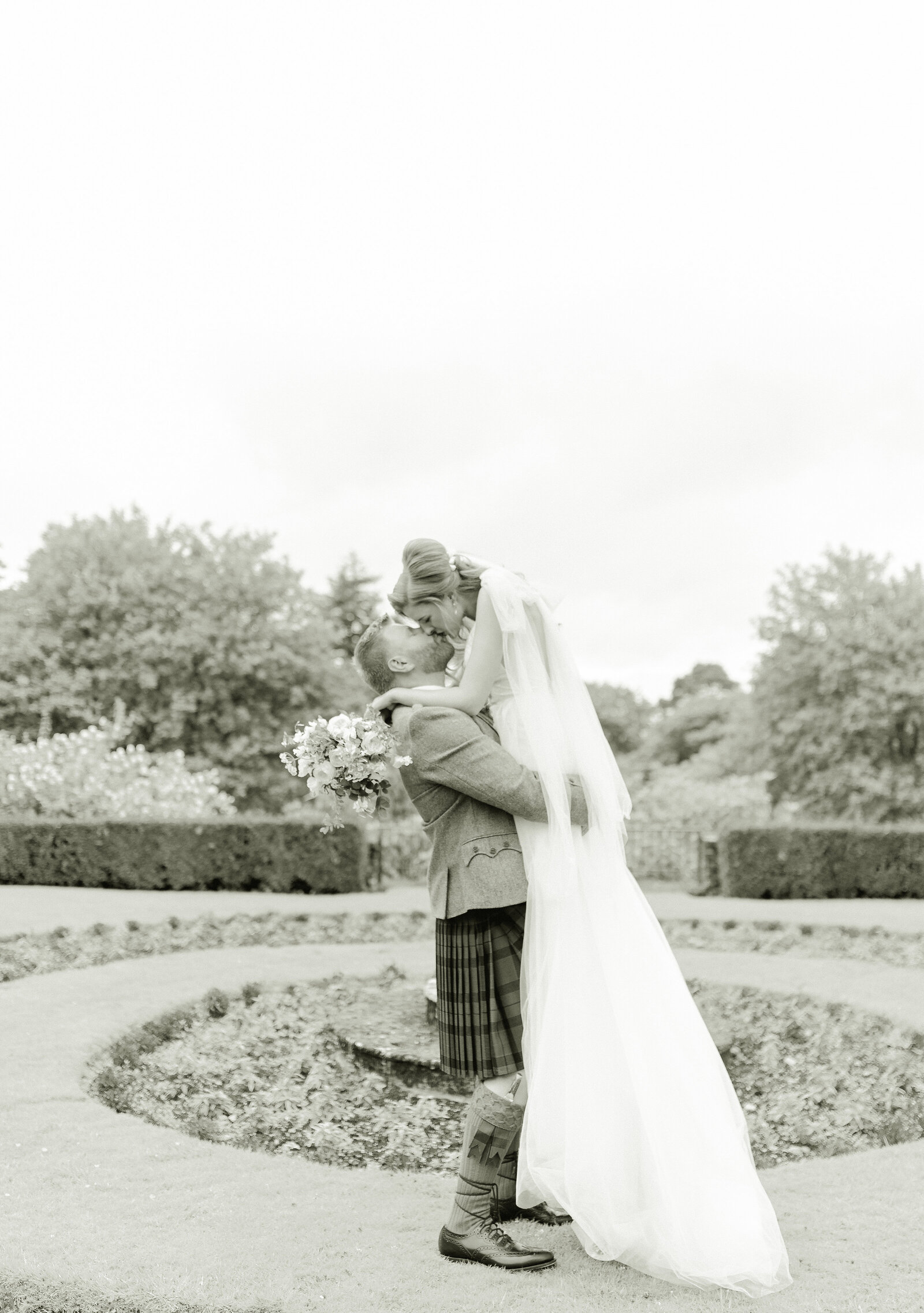 Scotland-Wedding-Photographer-JCP_3417_cropped