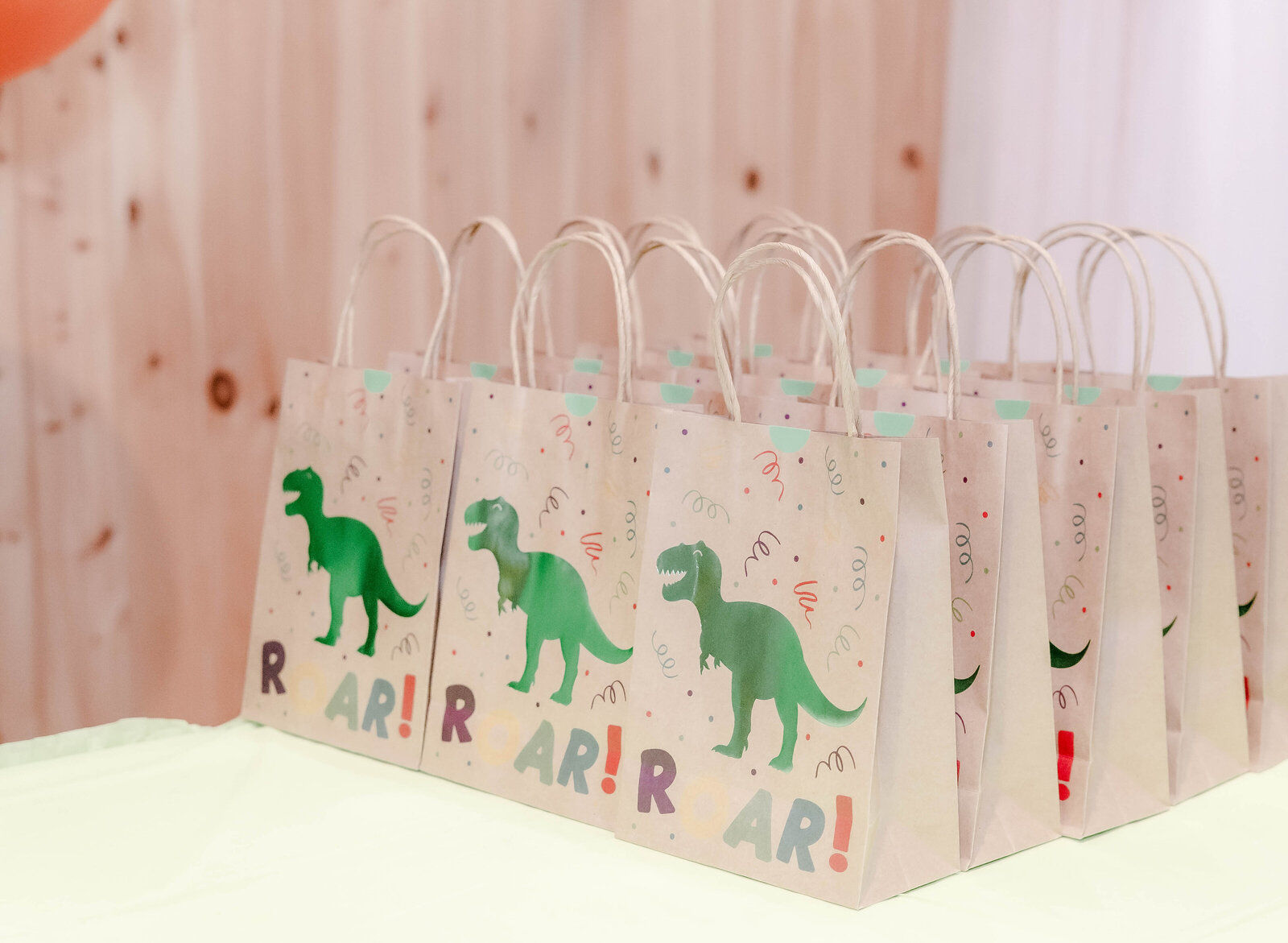 dinosaur-birthday-party-favor-bags