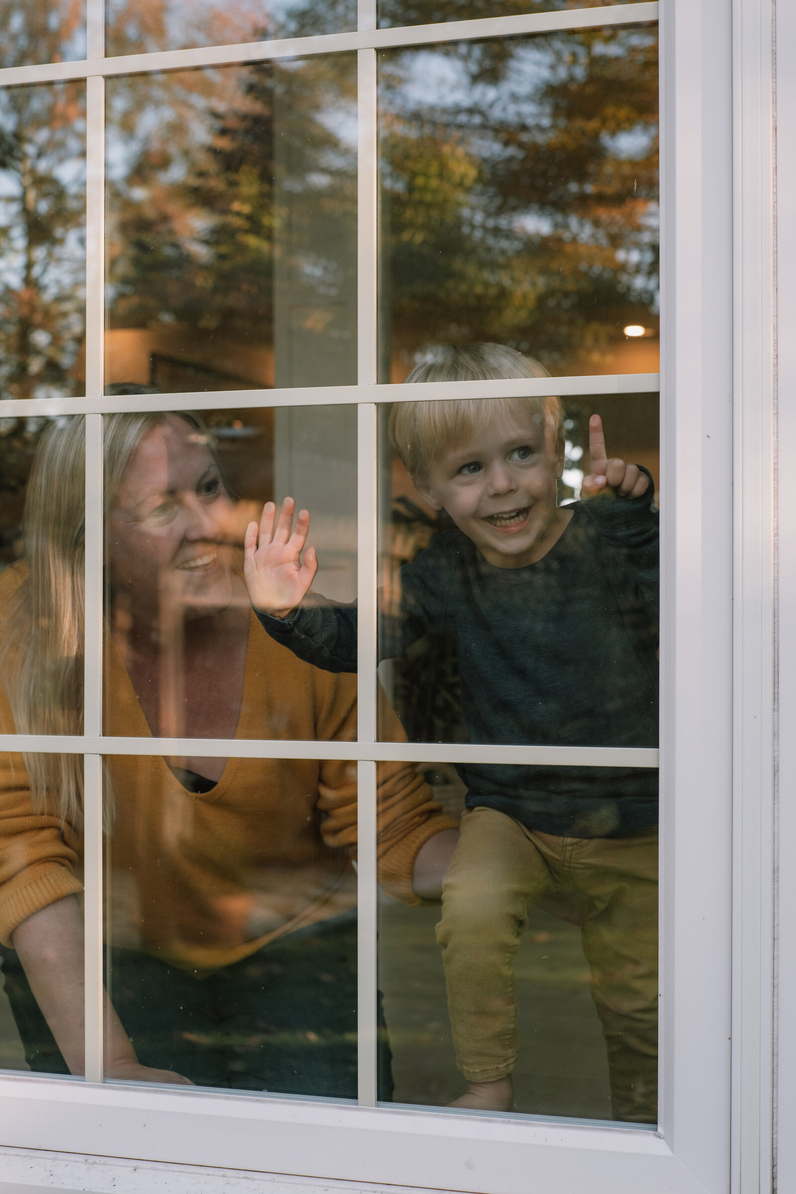 WITHINTHESEHEARTS-THEMAGIC-WWW-093