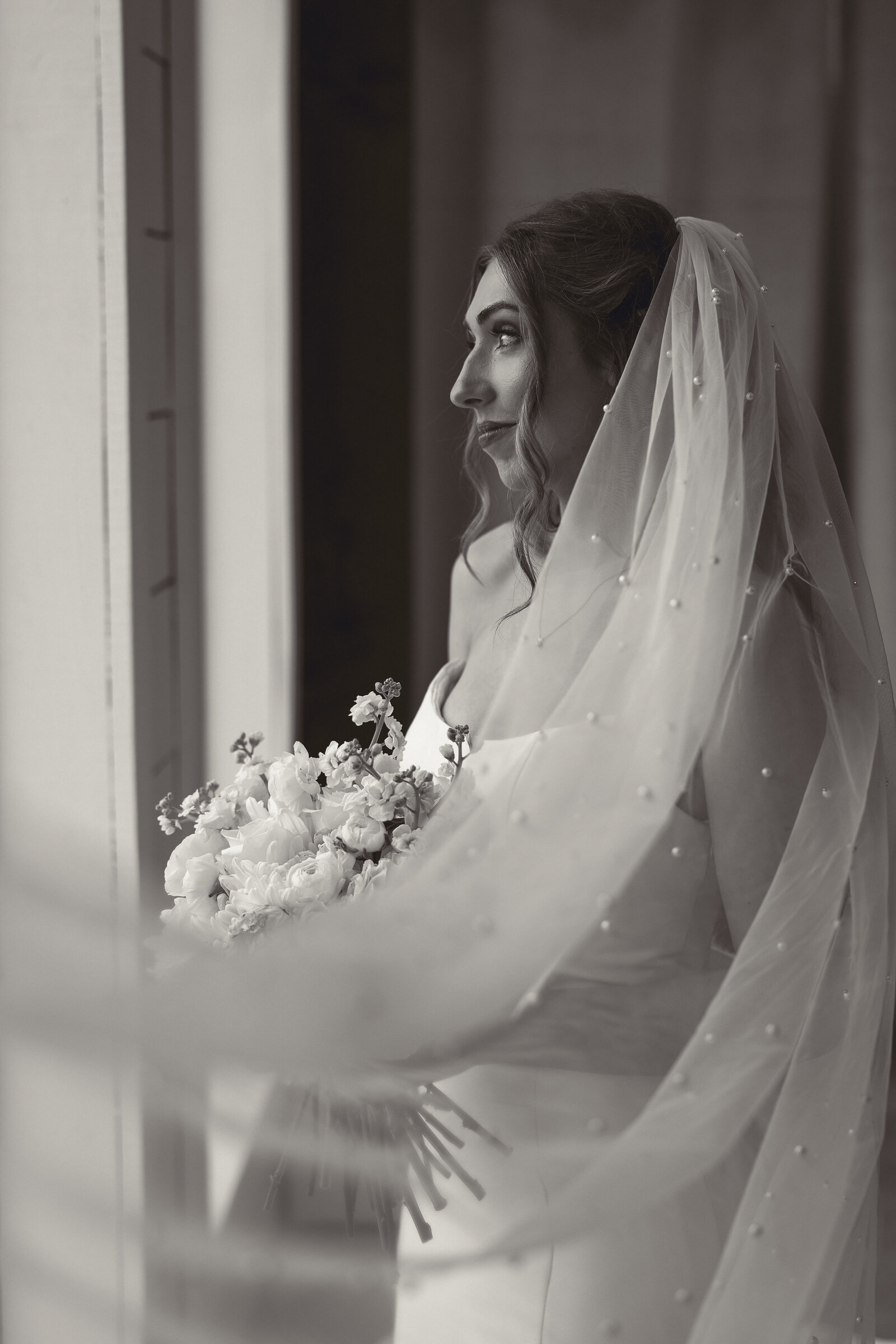 Berkshire Ridge Wedding Blackwell Mo Wedding photographer artsy documentary style portrait