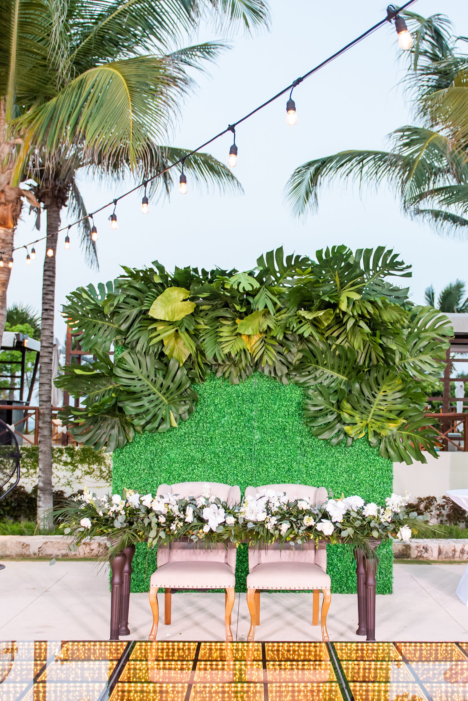outdoor beach wedding head table