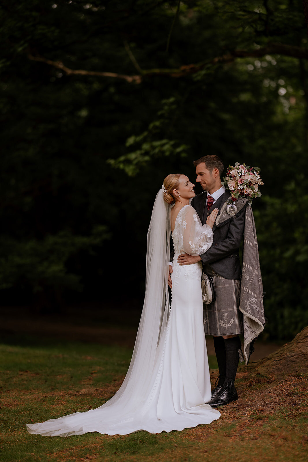 Debbie McGregor Weddings - Iona and Iain - Armathwaite Hall Hotel, Keswick Lake District-17_websize
