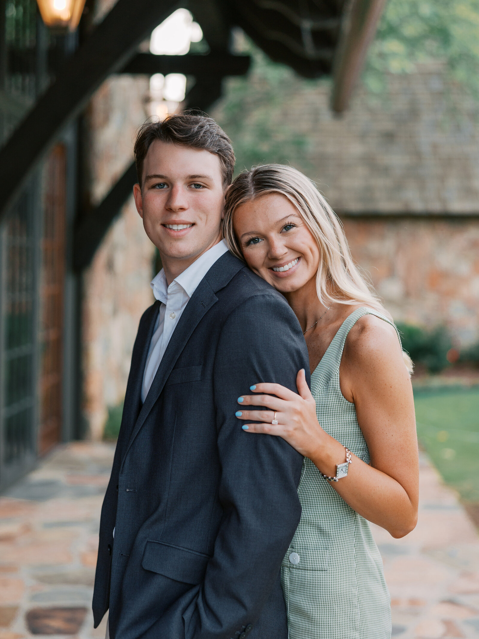 Engagement photographer Alabama couples outdoor natural light.